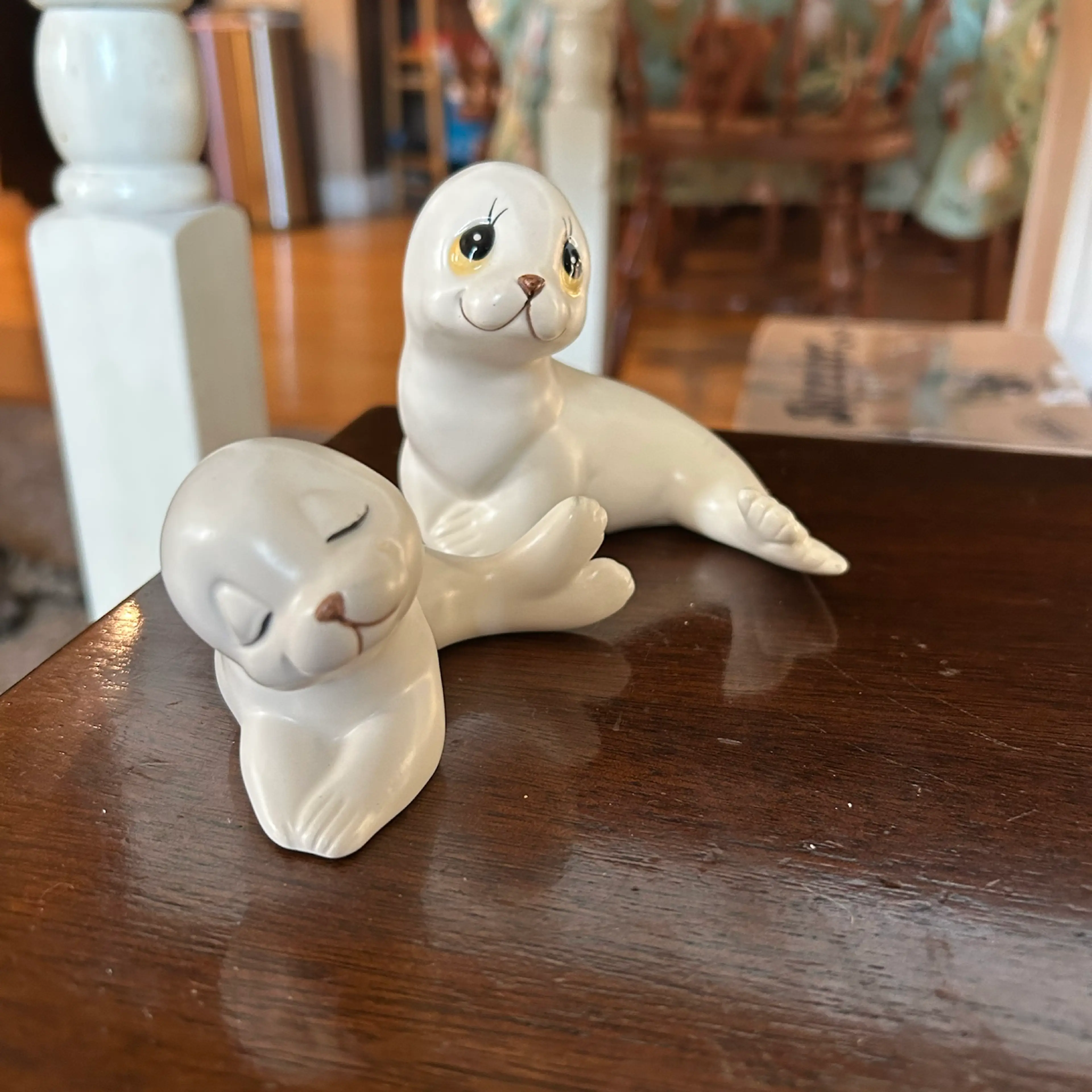 Image 2 of 7