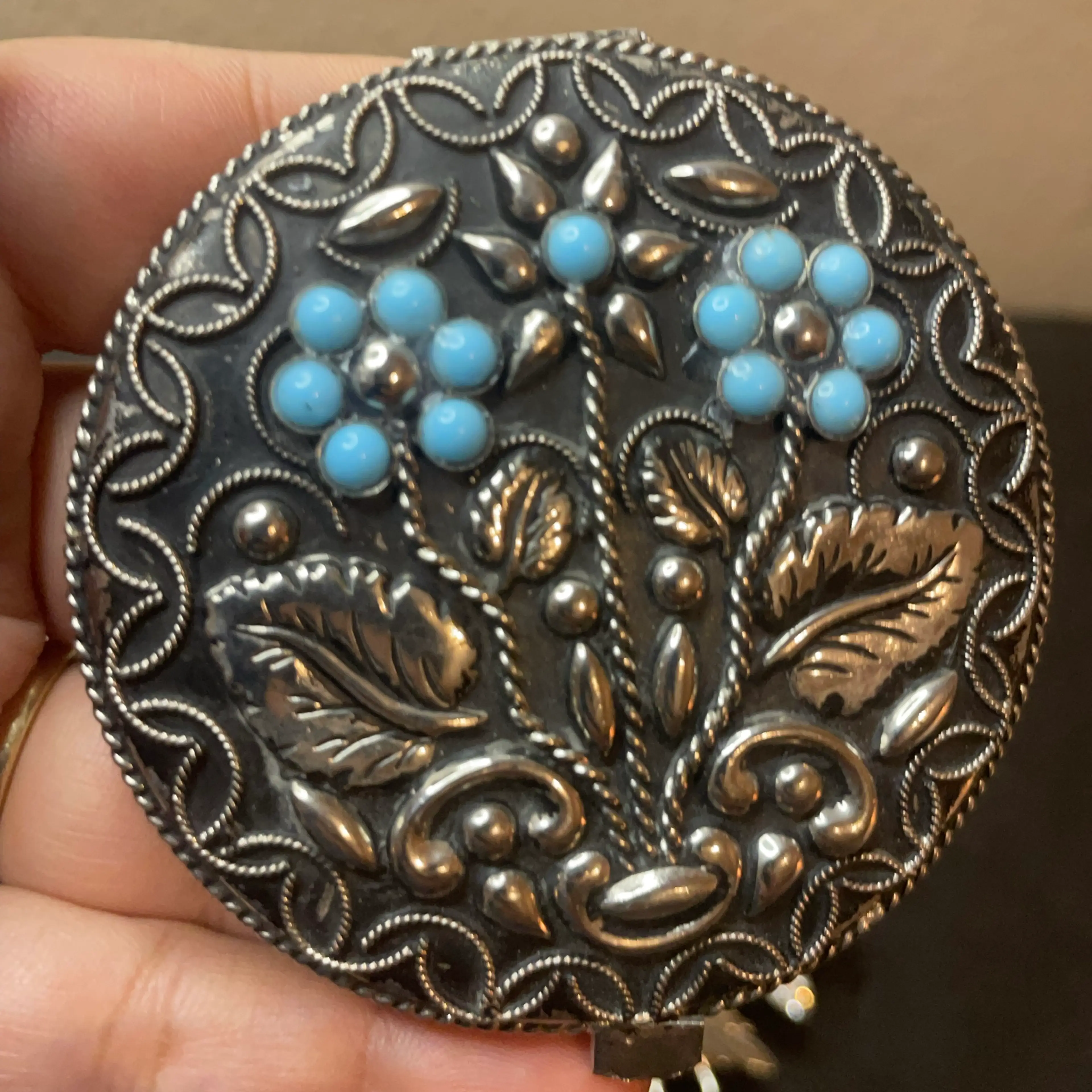 Image 4 of 5