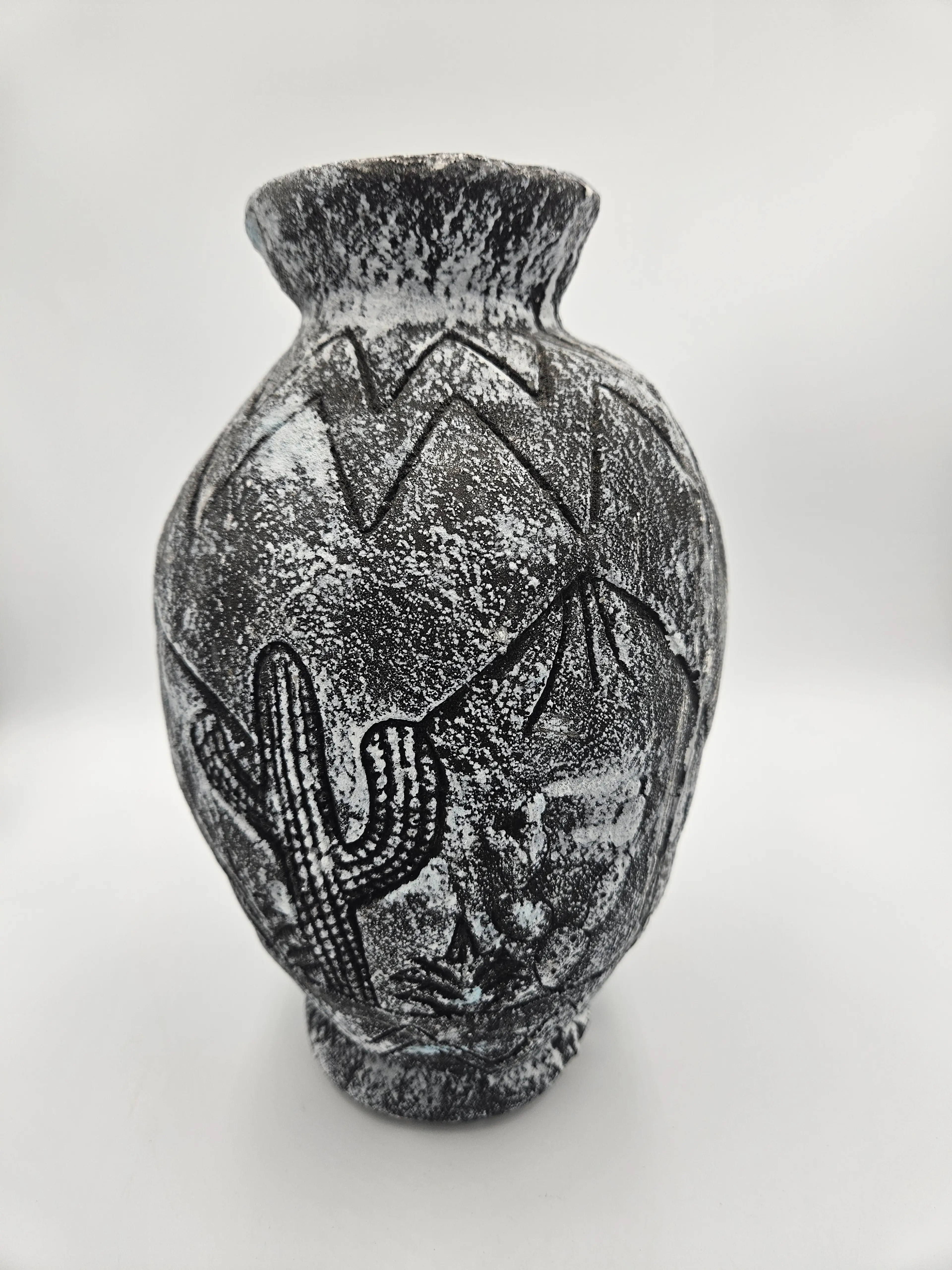 Image 4 of 6