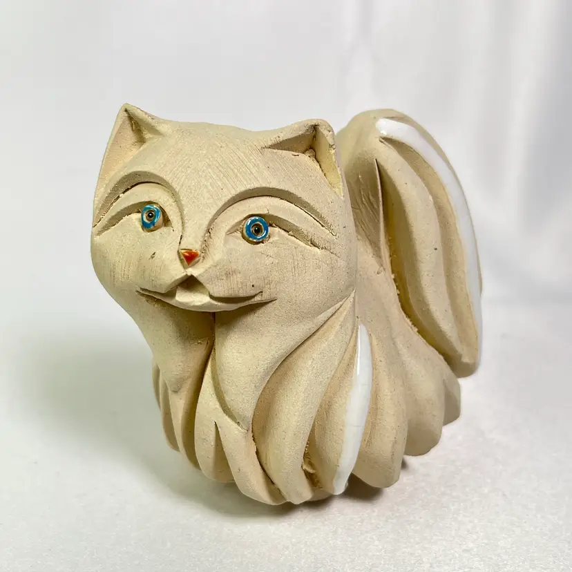 Artesania Rinconada White Persian Fluffy Cat Figurine Statue Uruguay Pottery