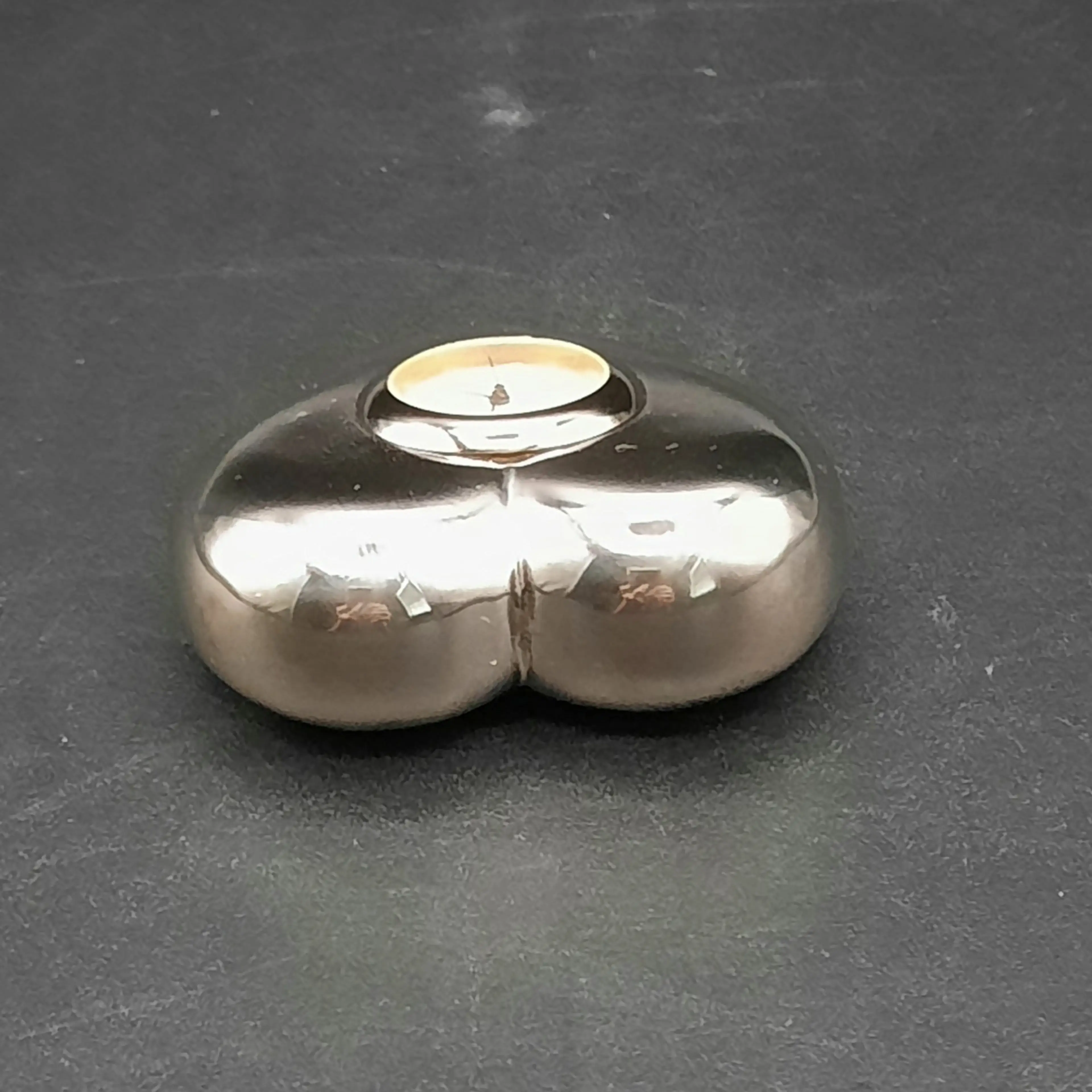 Image 3 of 7