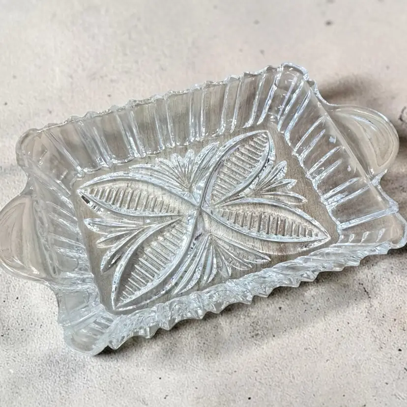 Vtg Clear Rectangle Glass Butter Pat Dish Butterfly Pattern Trinket Ring Holder