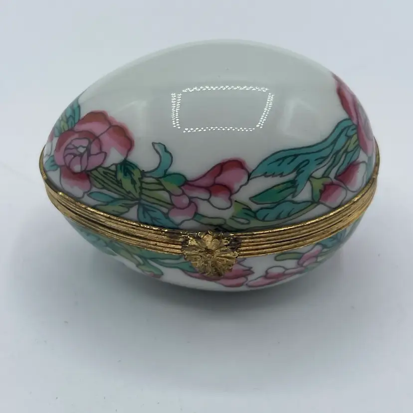Limoges Porcelain Trinket Box Egg Shaped Red Flowers 2 1/2 Inches Flower Clasp