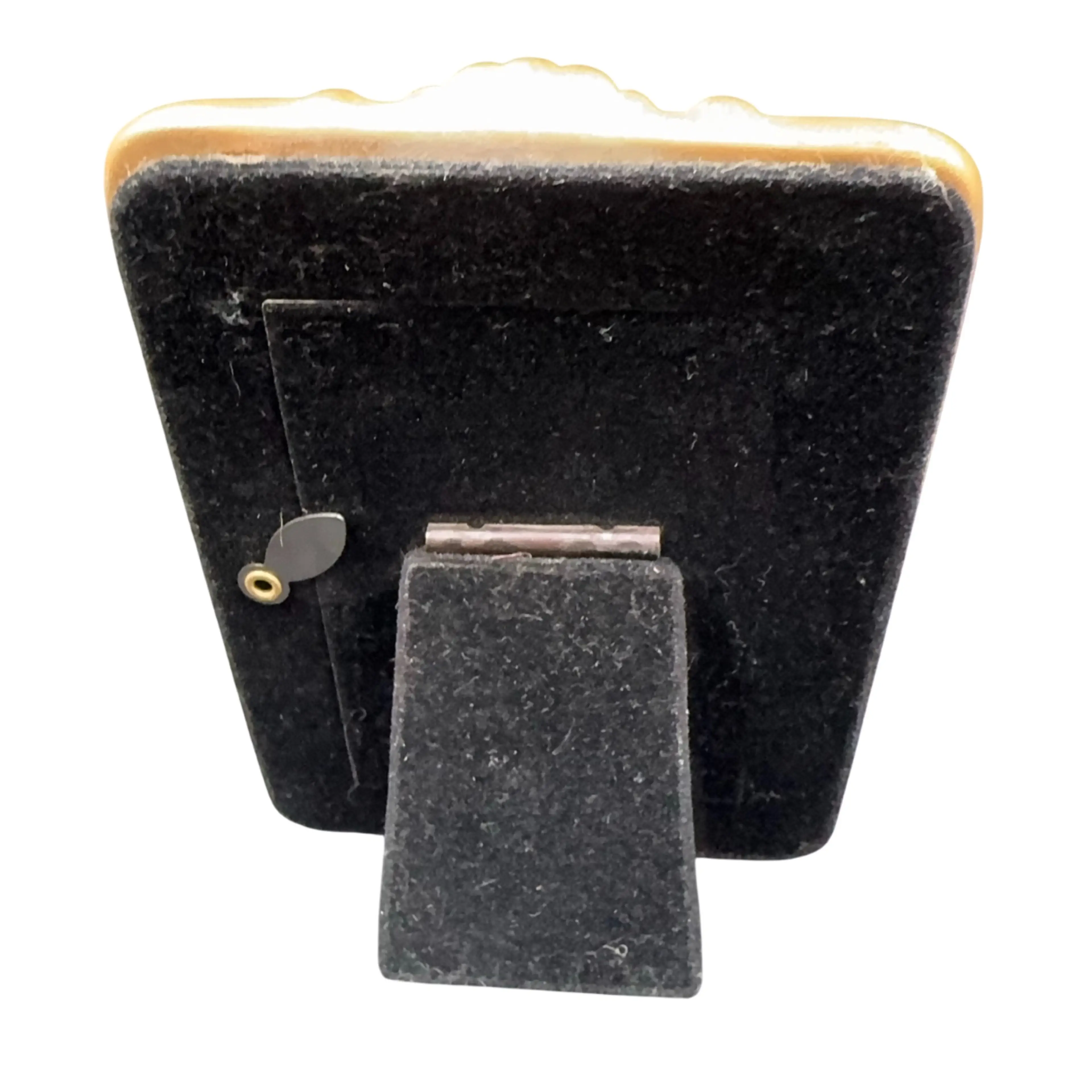 Image 4 of 10