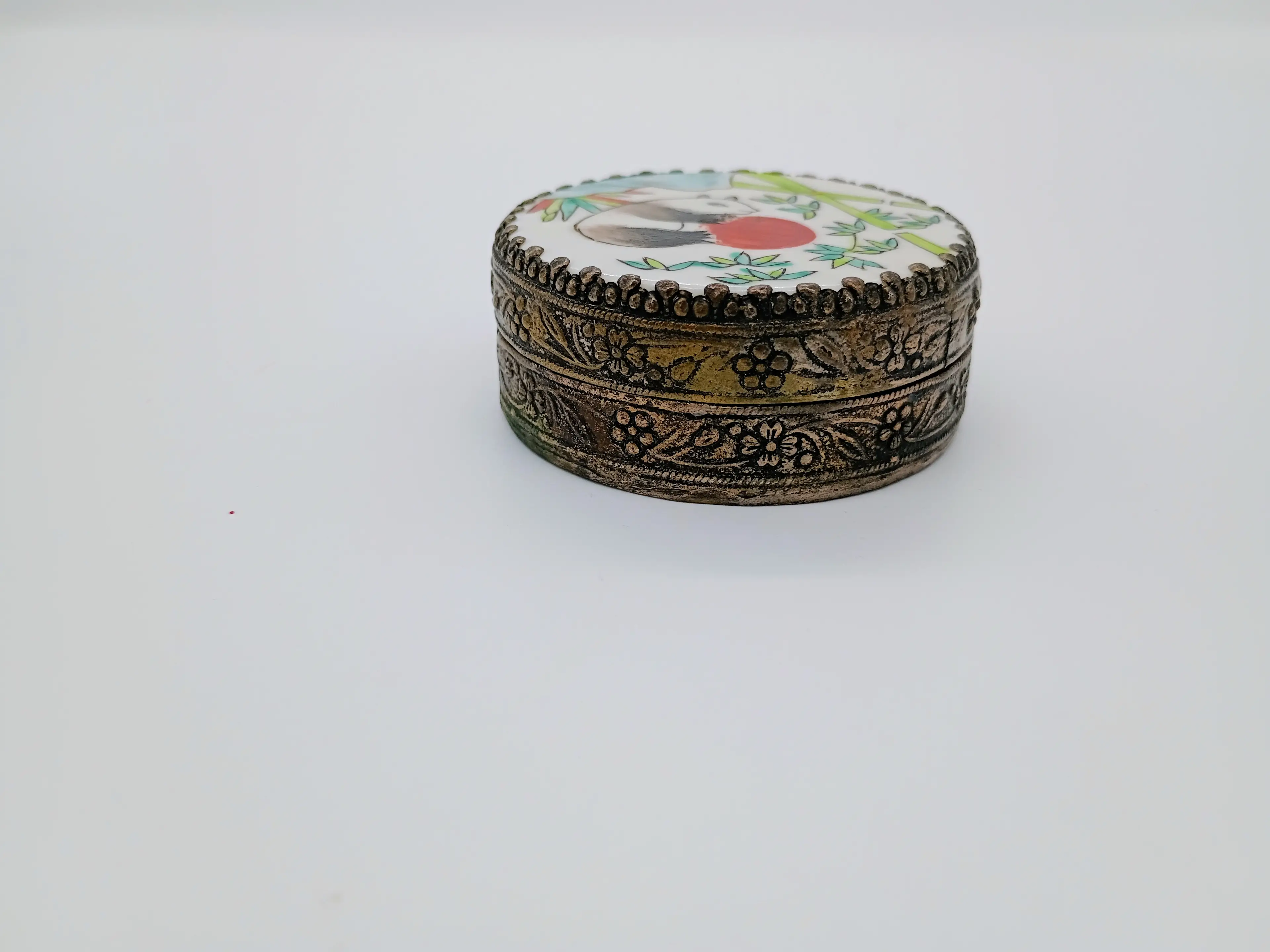 Image 2 of 5