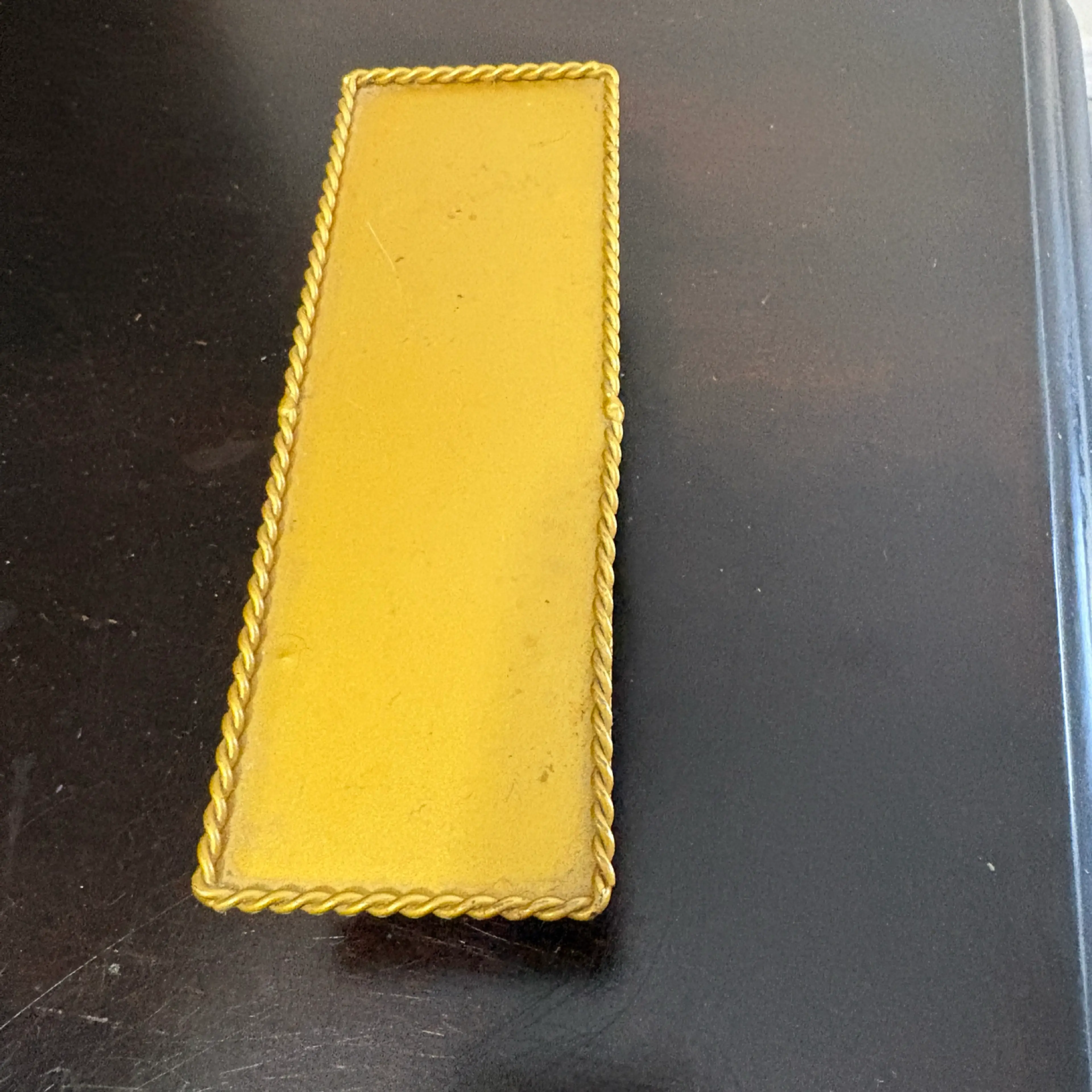 Image 2 of 8