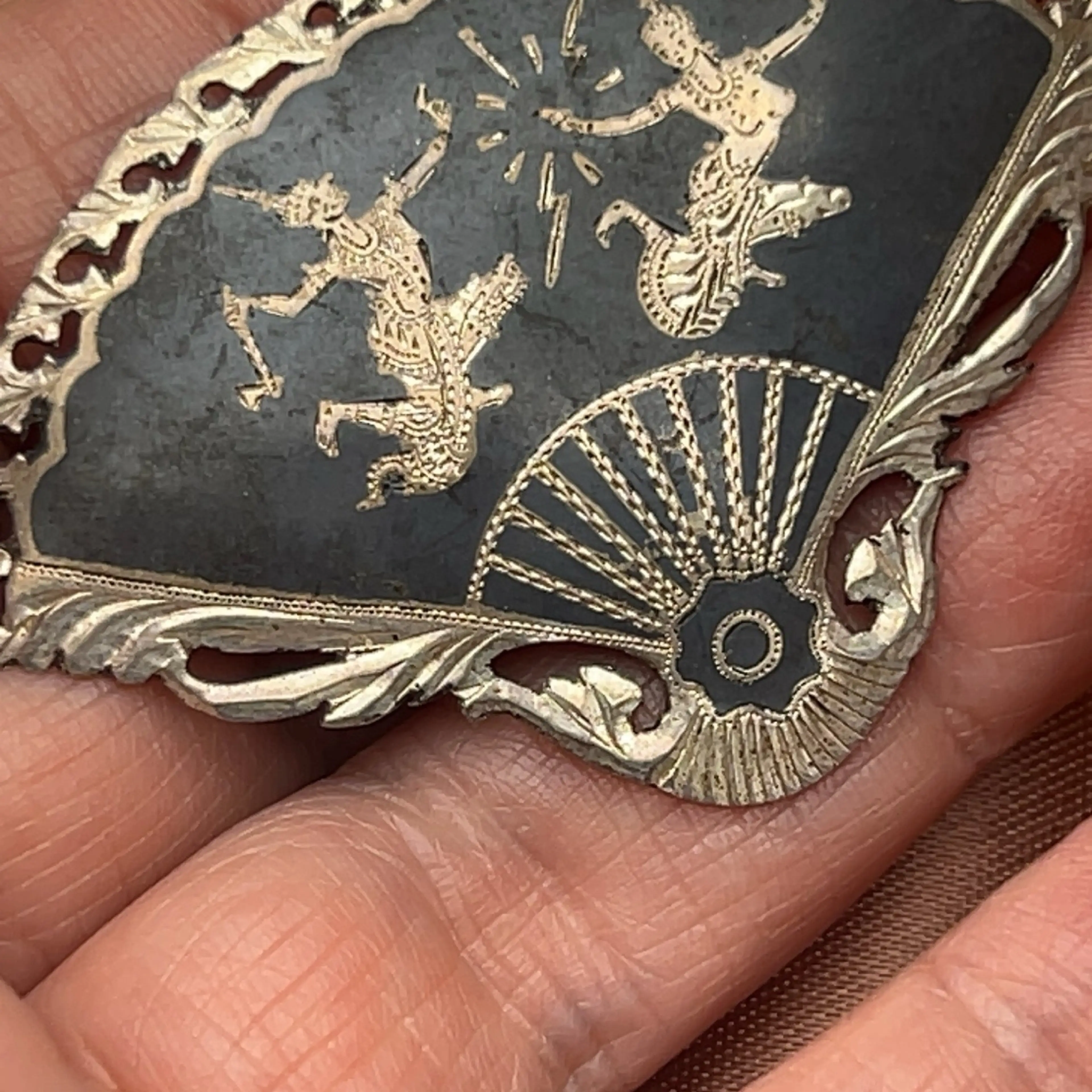 Image 2 of 3
