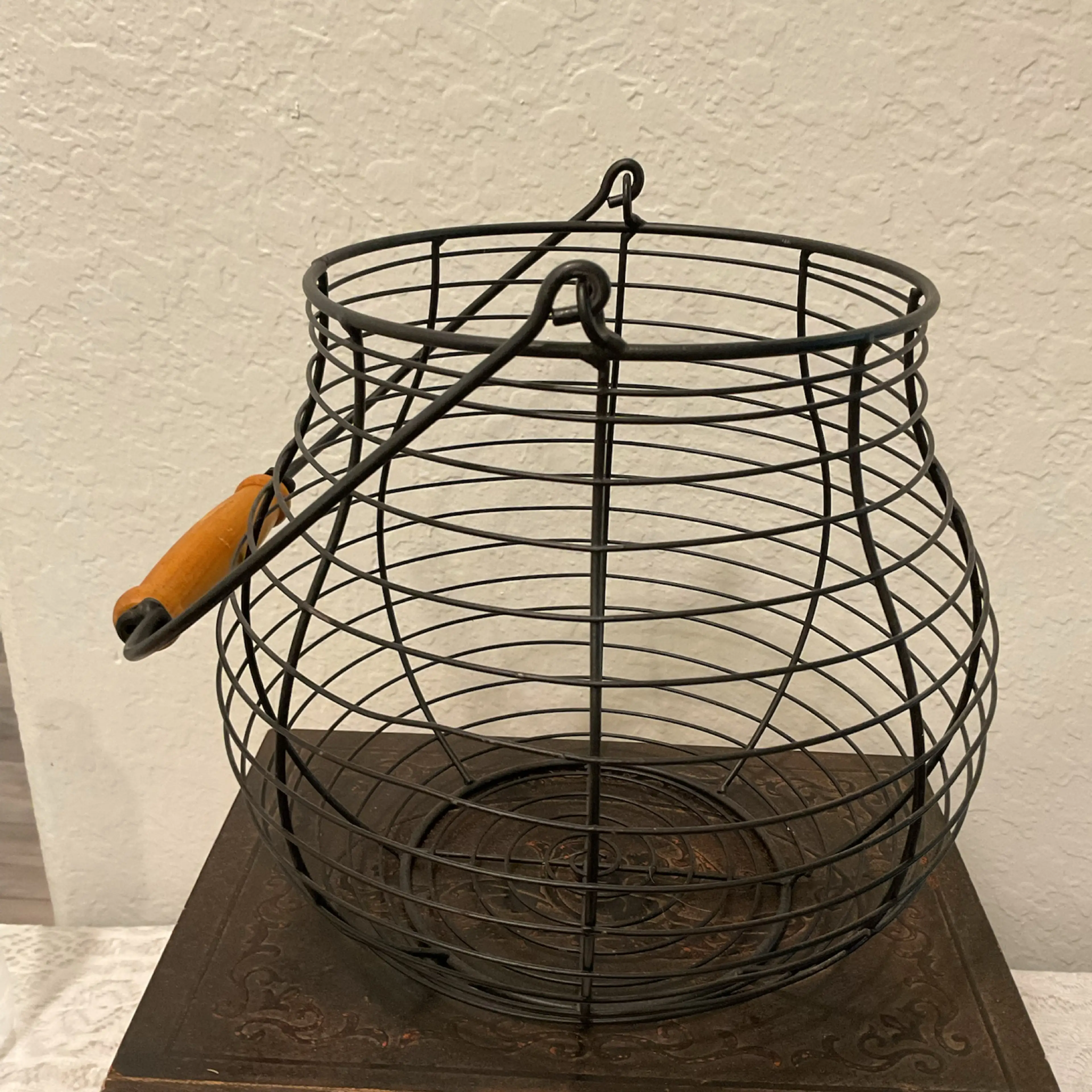 Image 2 of 2