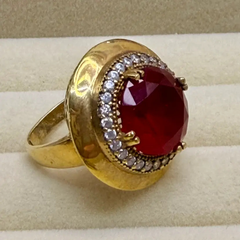 Gold Over Sterling Silver Red/Orange Quartz Rhinestones Ring Sz 8🌹