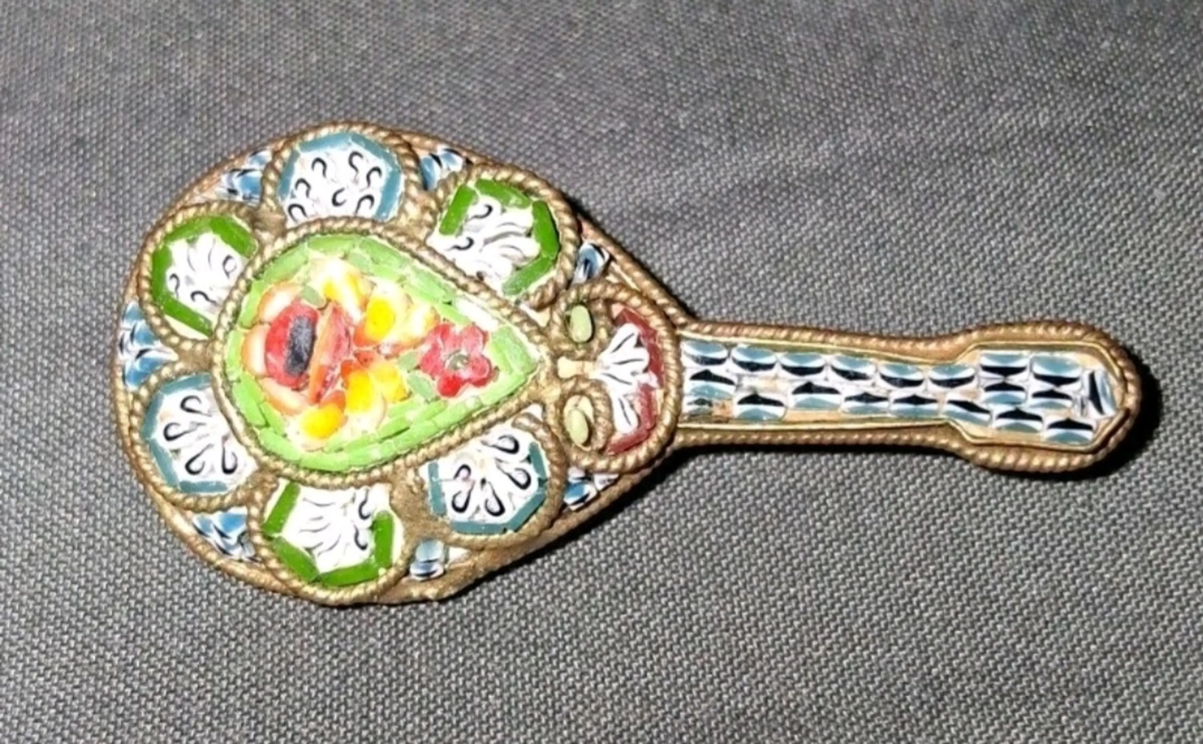 Image 1 of 4