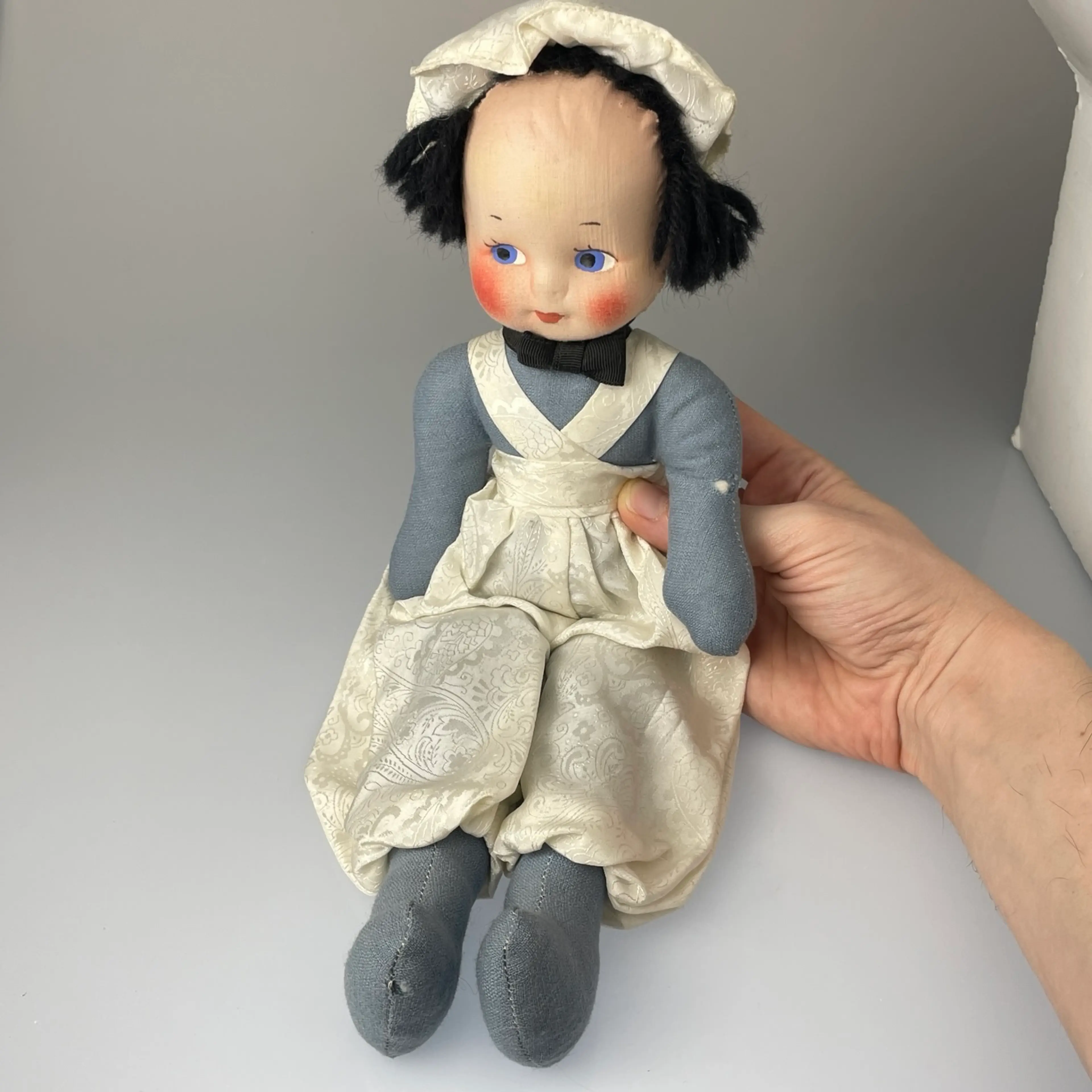 Image 2 of 9