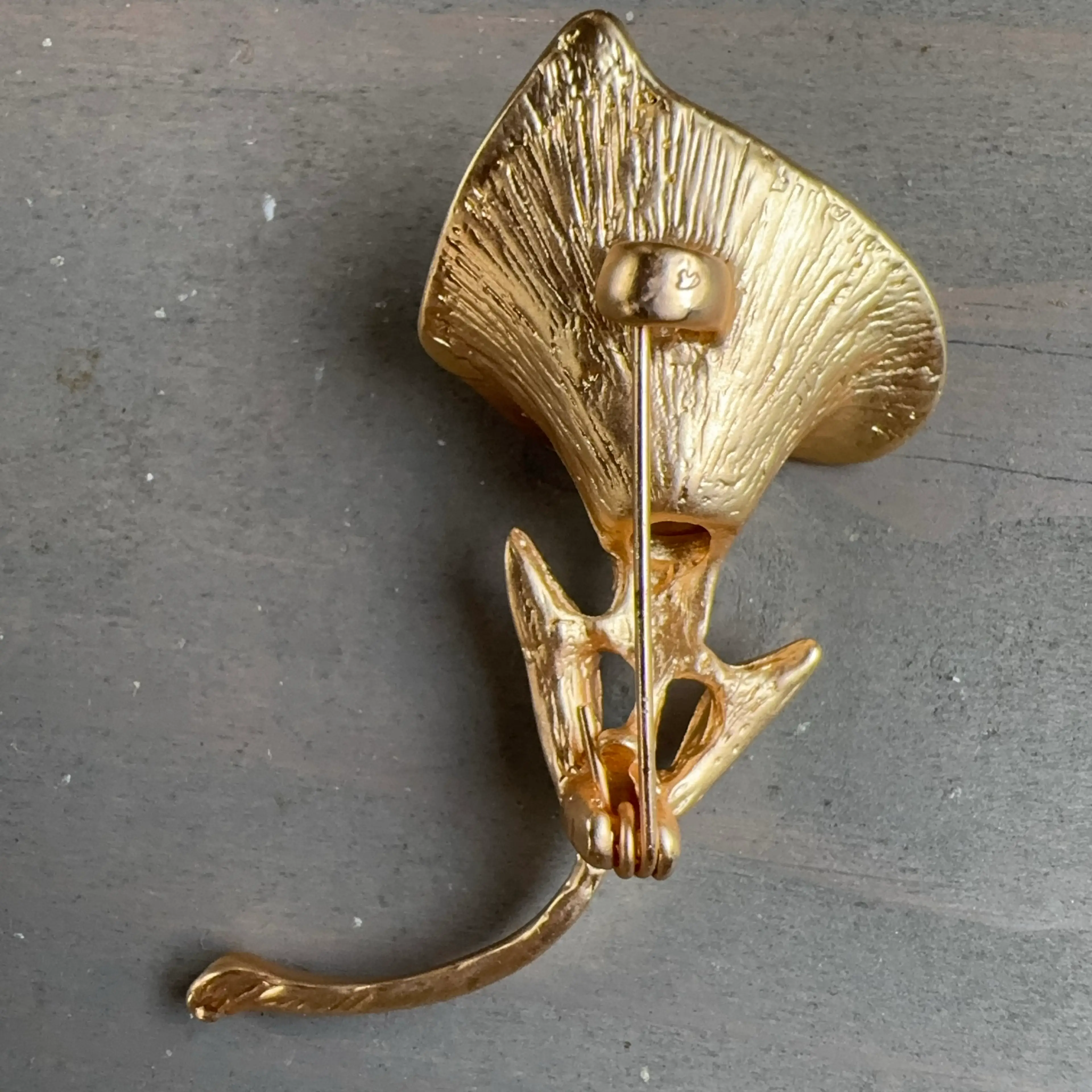 Image 2 of 2