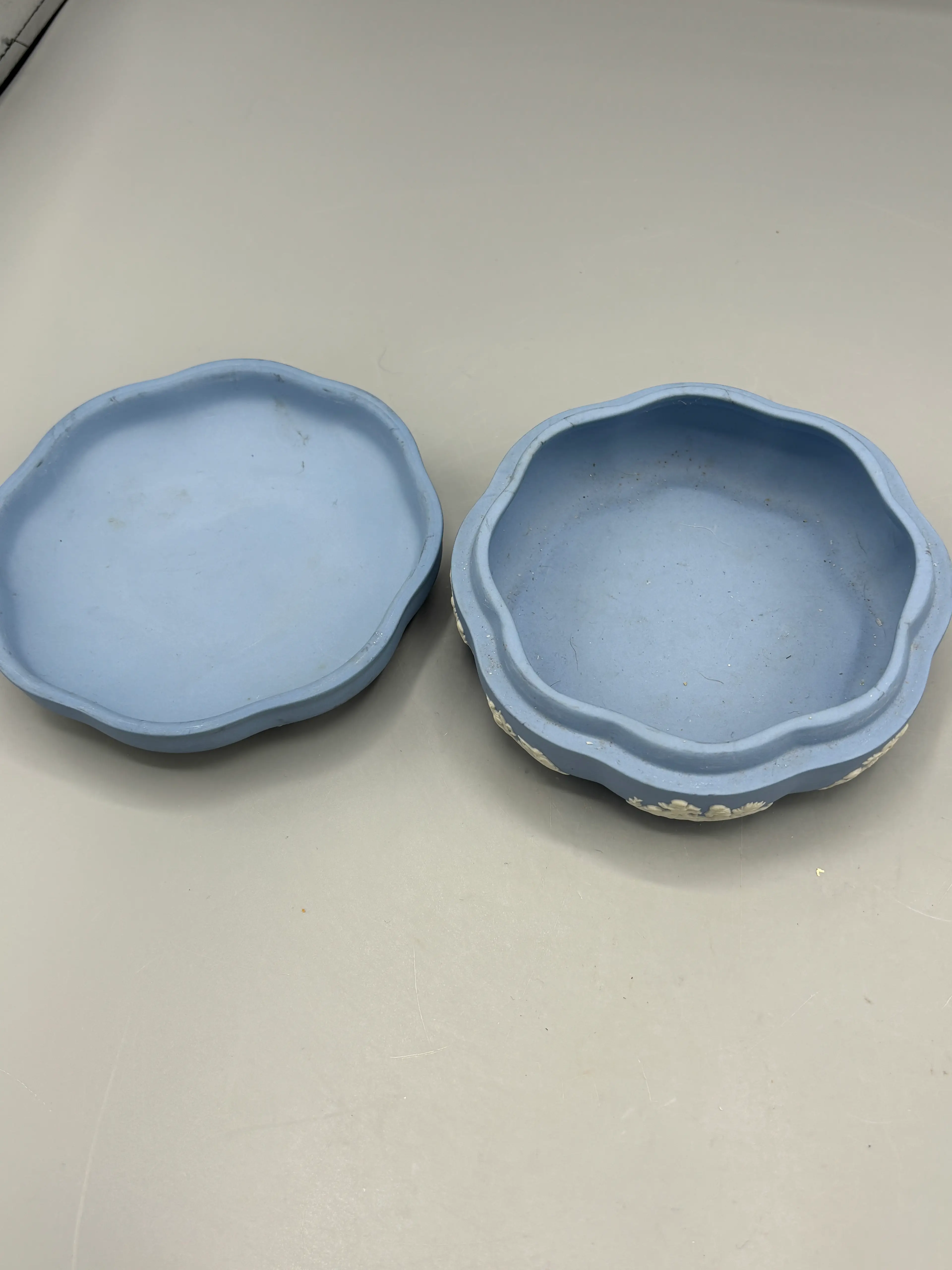 Image 2 of 4