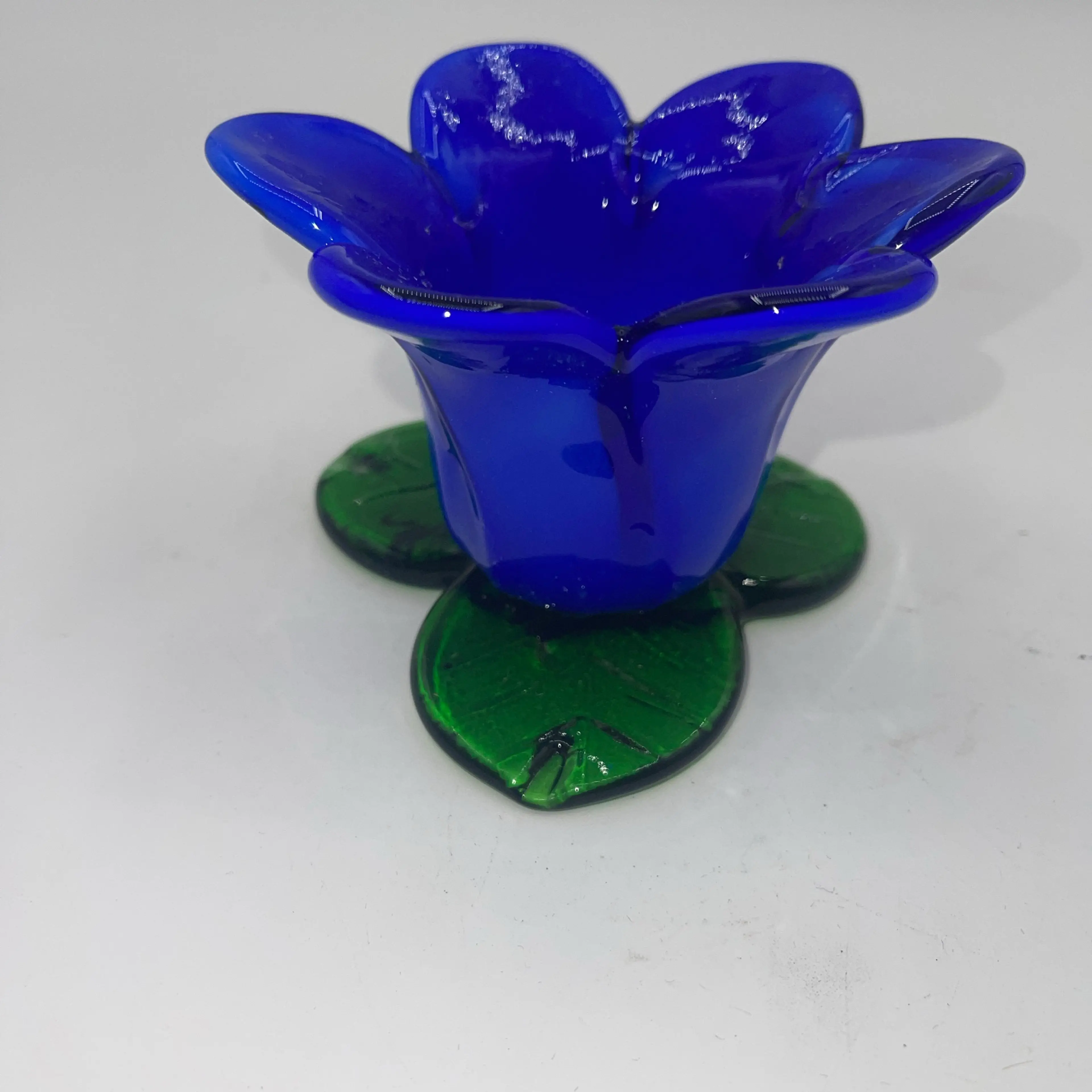 Image 3 of 3