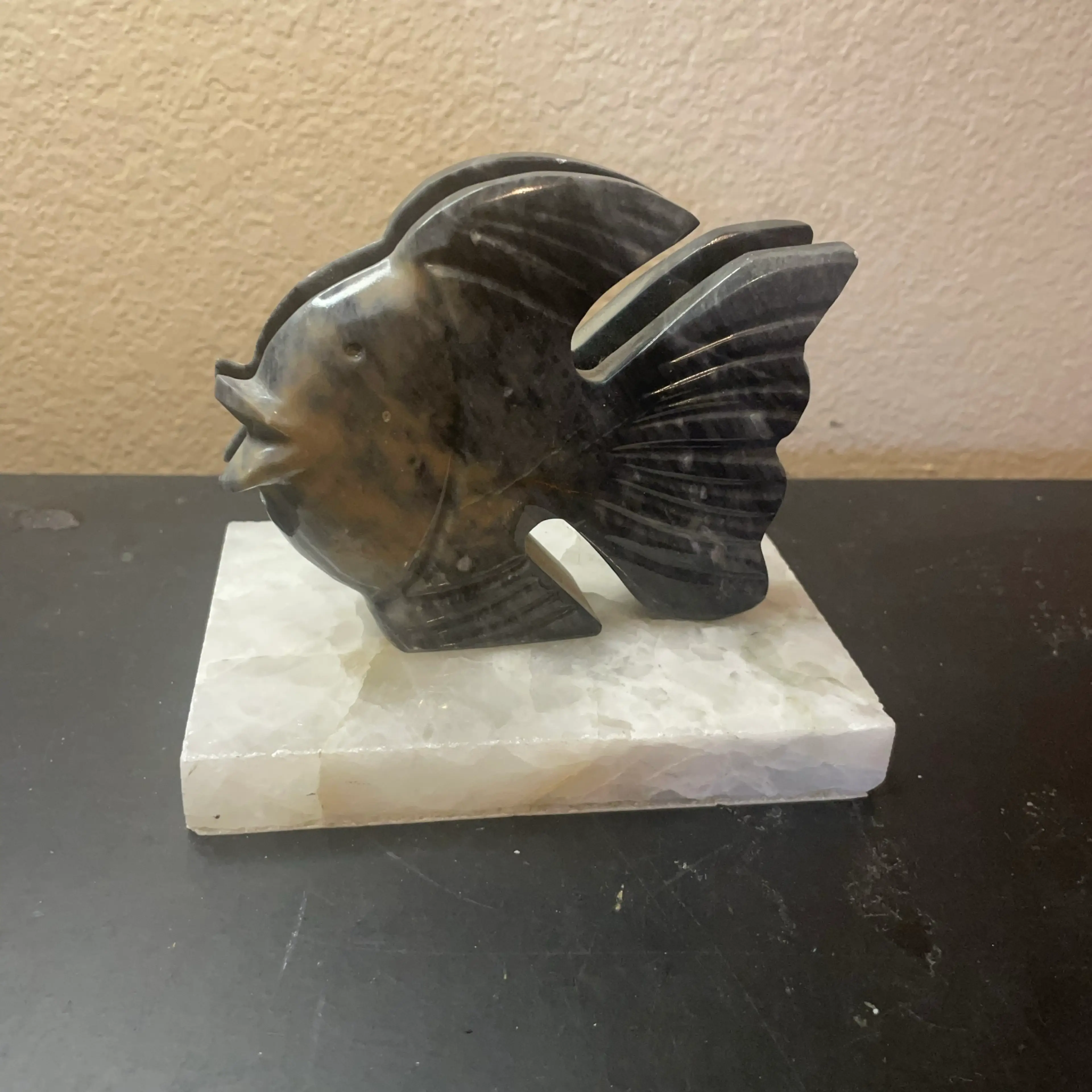 Image 2 of 6