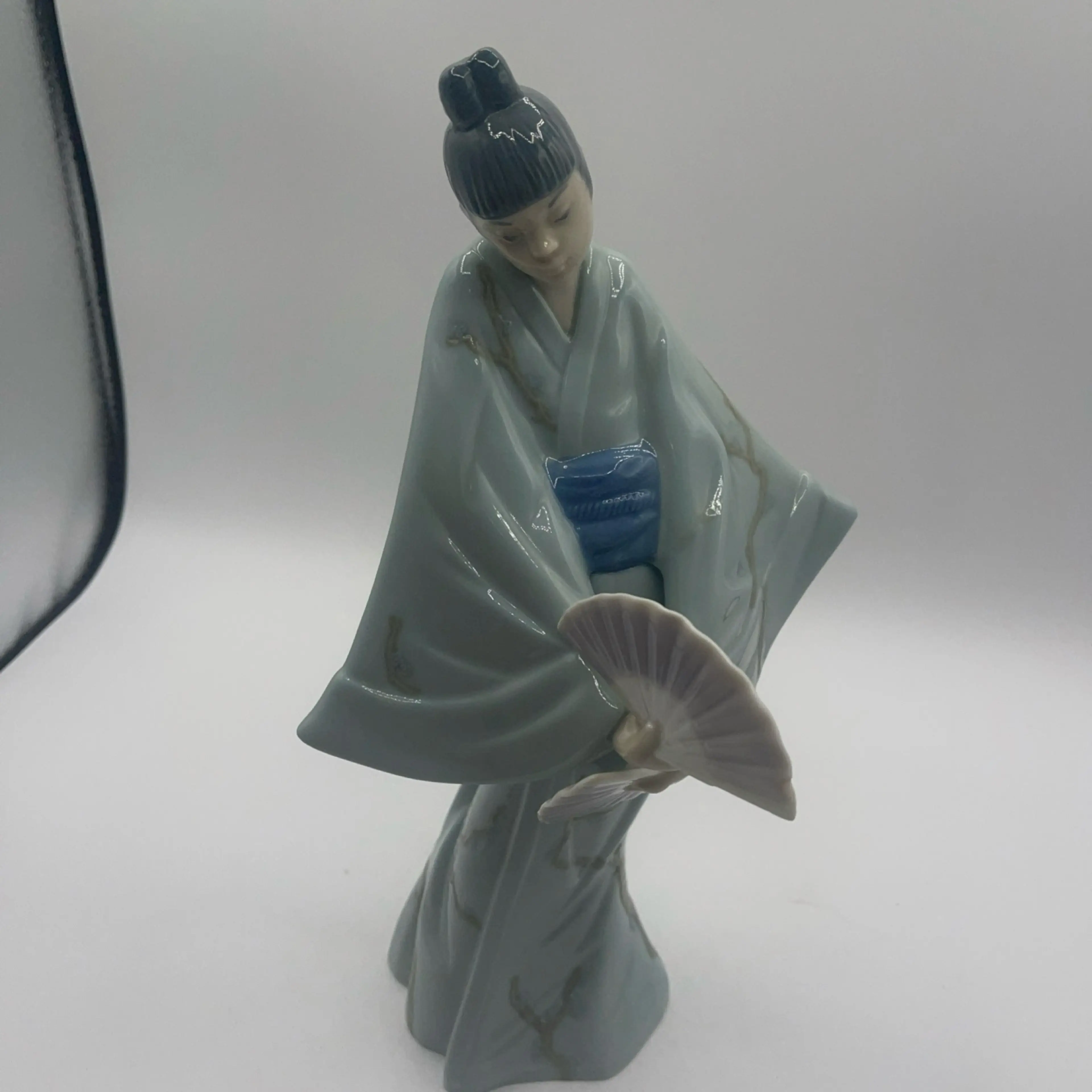 Image 3 of 13