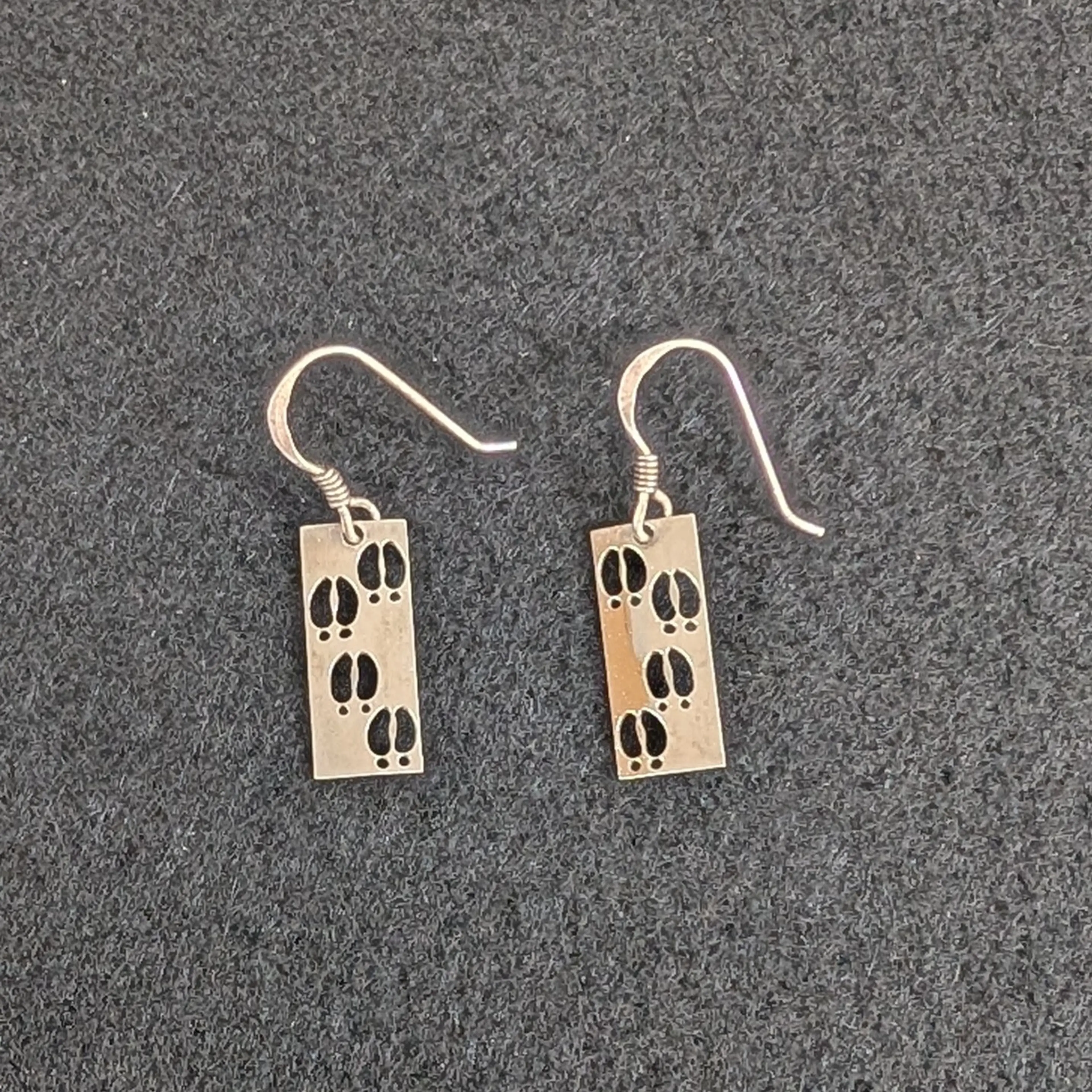 Image 2 of 5