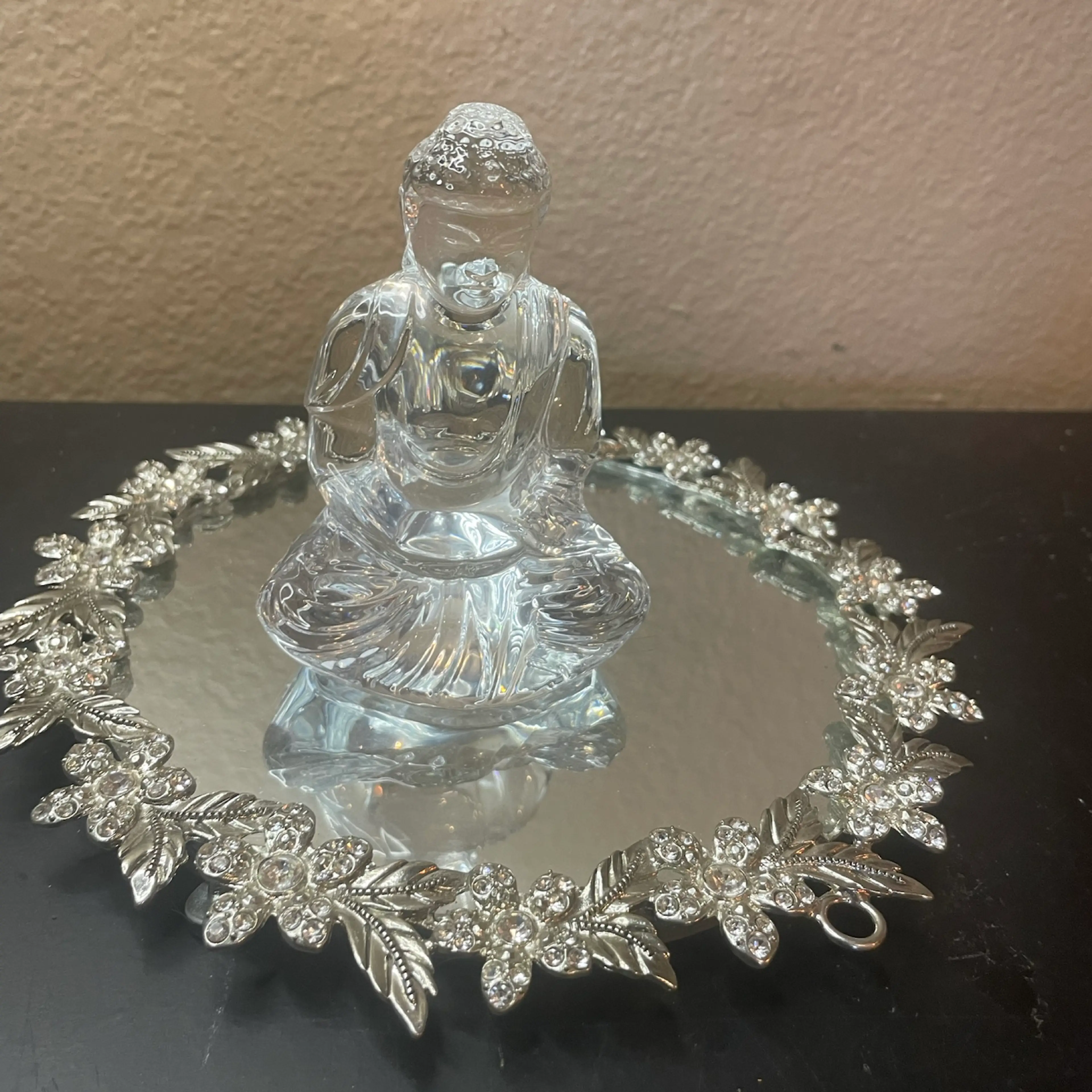 Image 2 of 6
