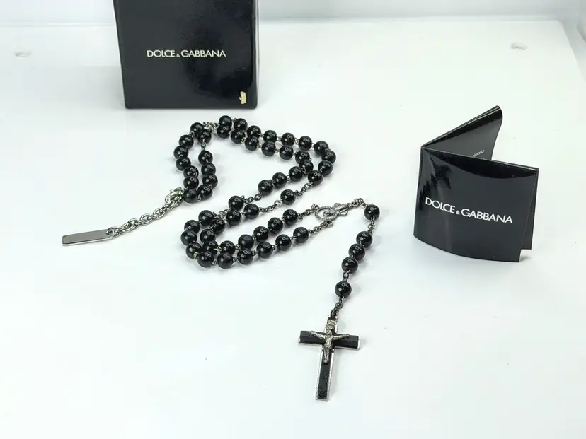 Vintage Dolce & Gabbana 925 Silver Black Bead Rosary Crucifix Necklace JR1983