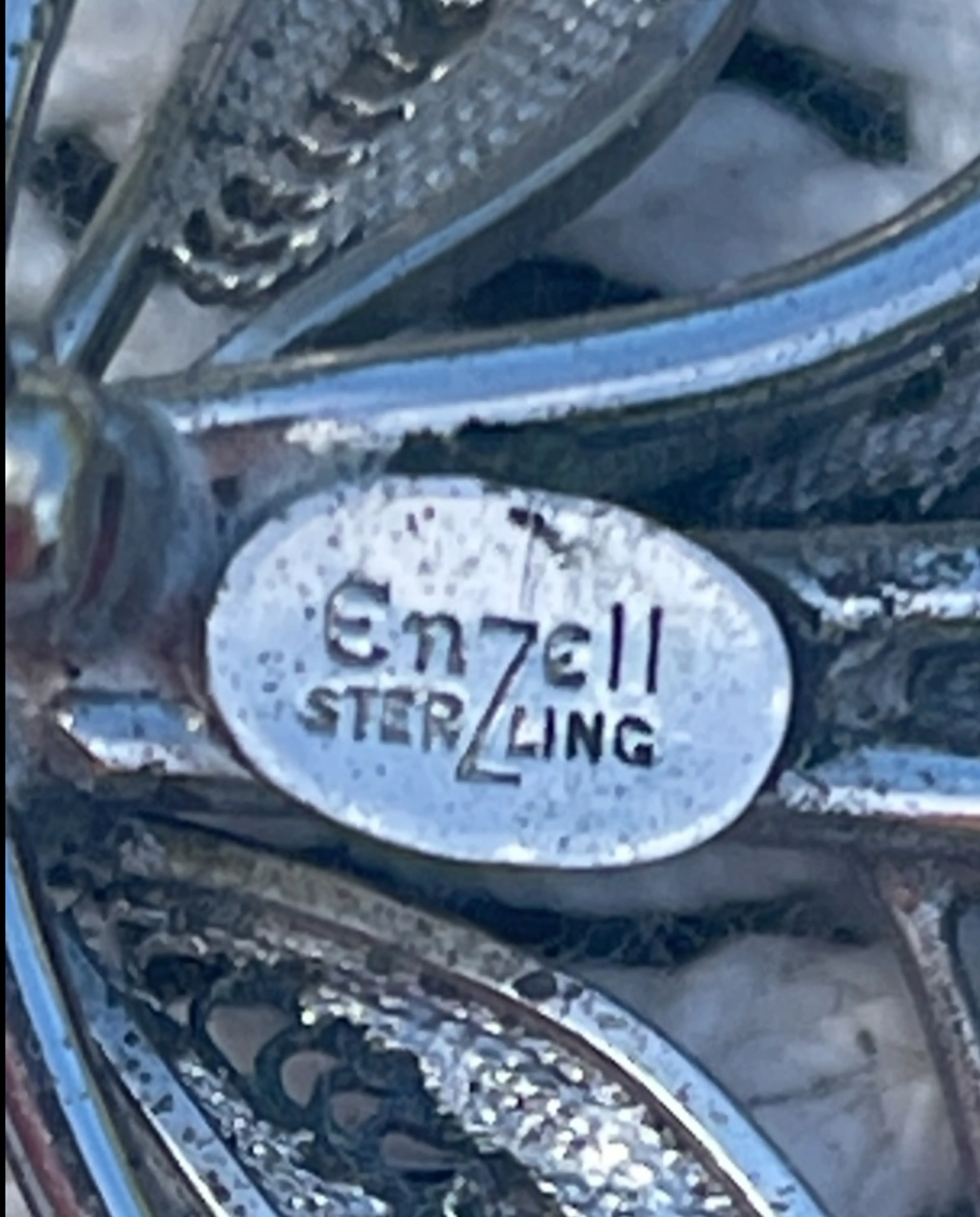 Image 4 of 6