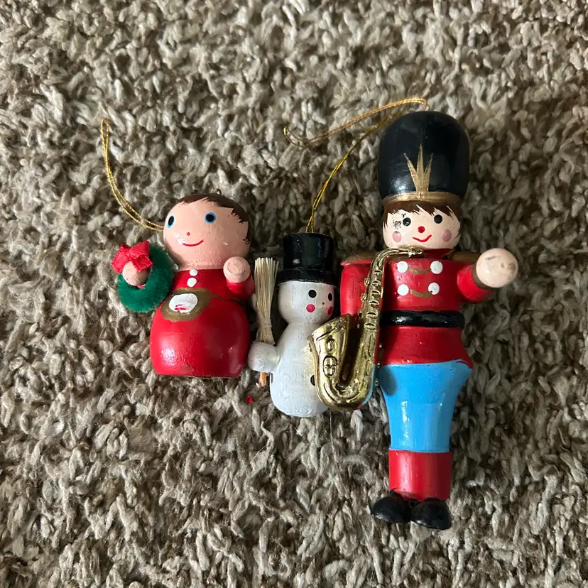 Lot Of 3 Ornaments