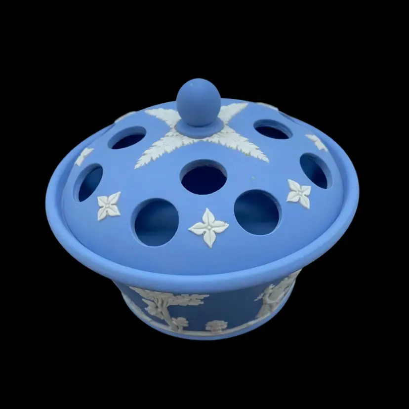 #2716 Wedgwood Jasperware blue potpourri bowl with lid and relief decoration.