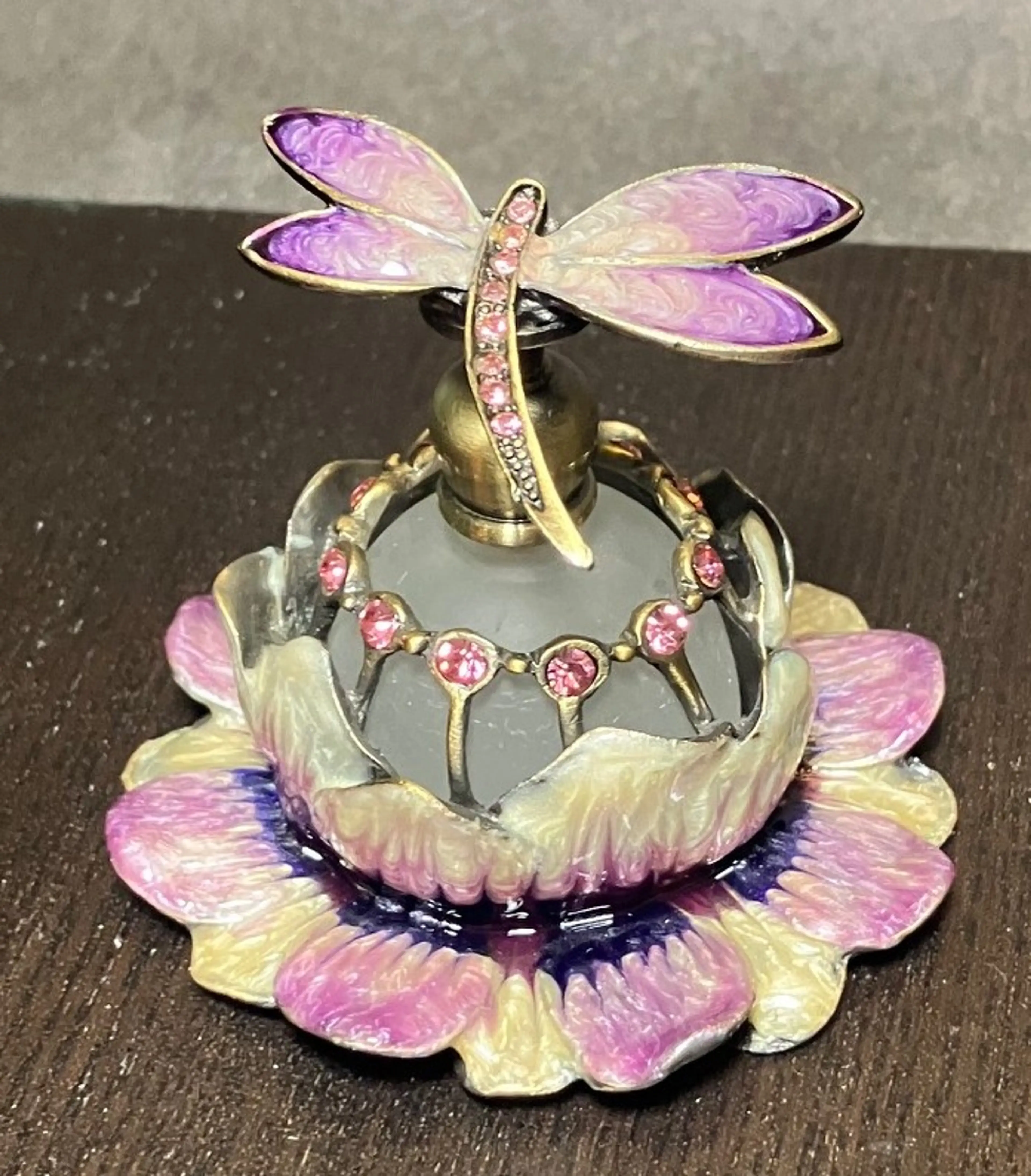 Image 3 of 10