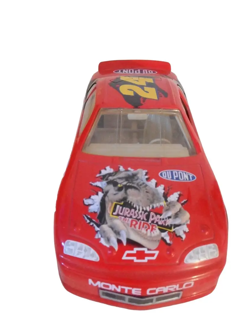 Jeff Gordon #24 DuPont Jurassic Park 1997 Monte Carlo 1:24 Scale