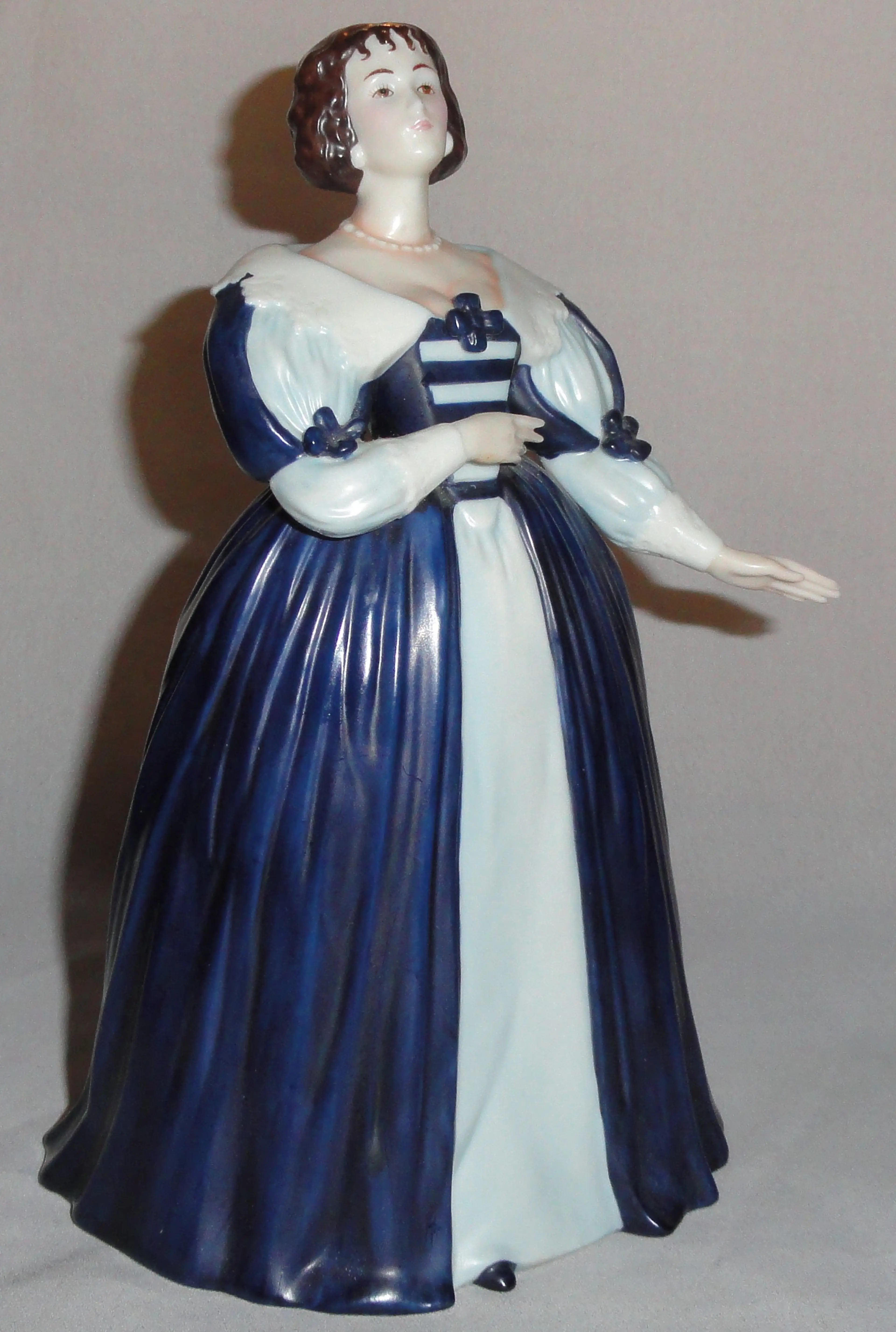 Image 3 of 8
