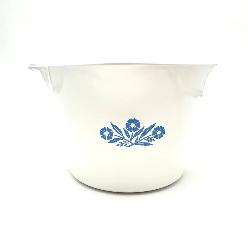 Corning Ware Blue Cornflower 1QT Sauce Maker 7”W 4.25”H 3 Spout