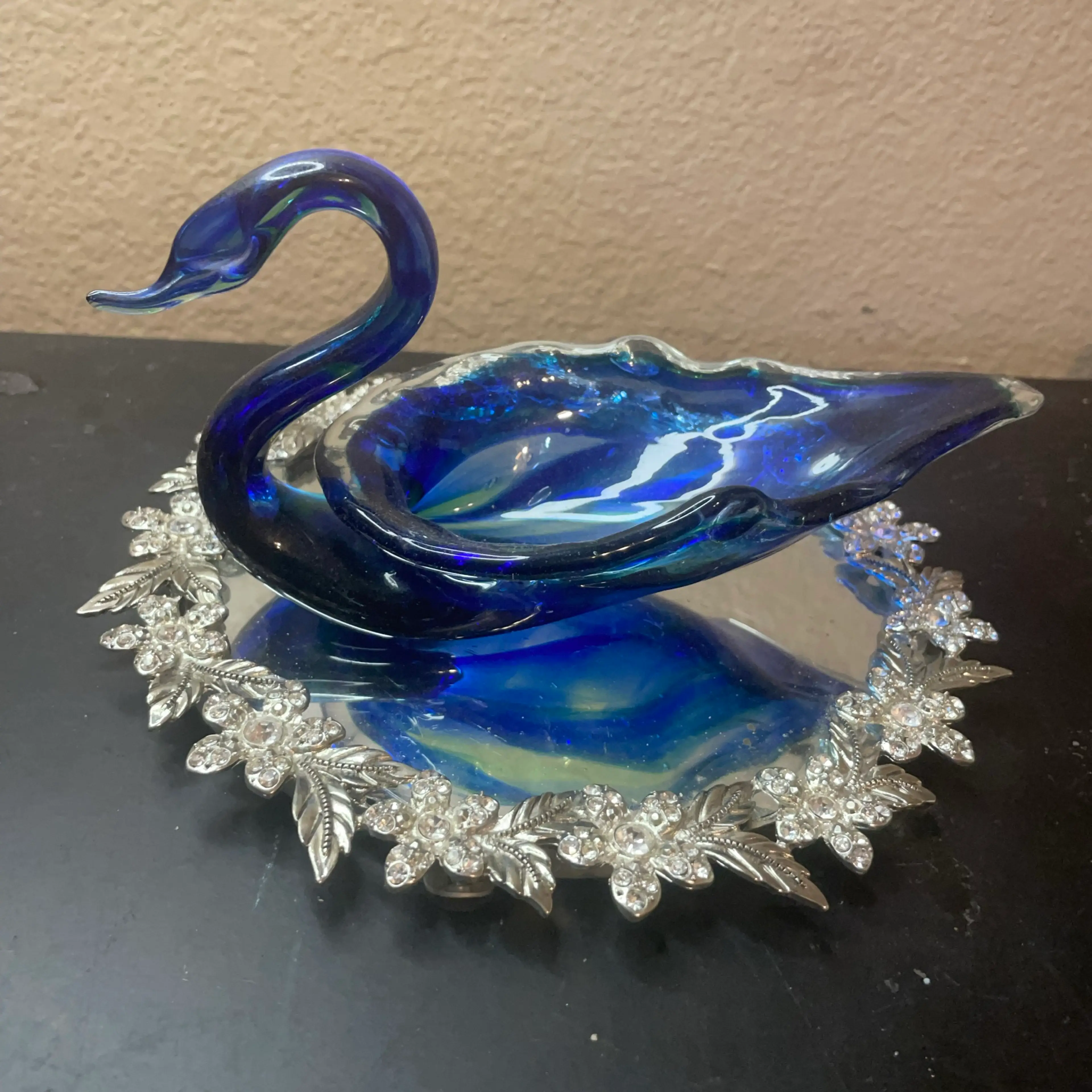Image 3 of 5