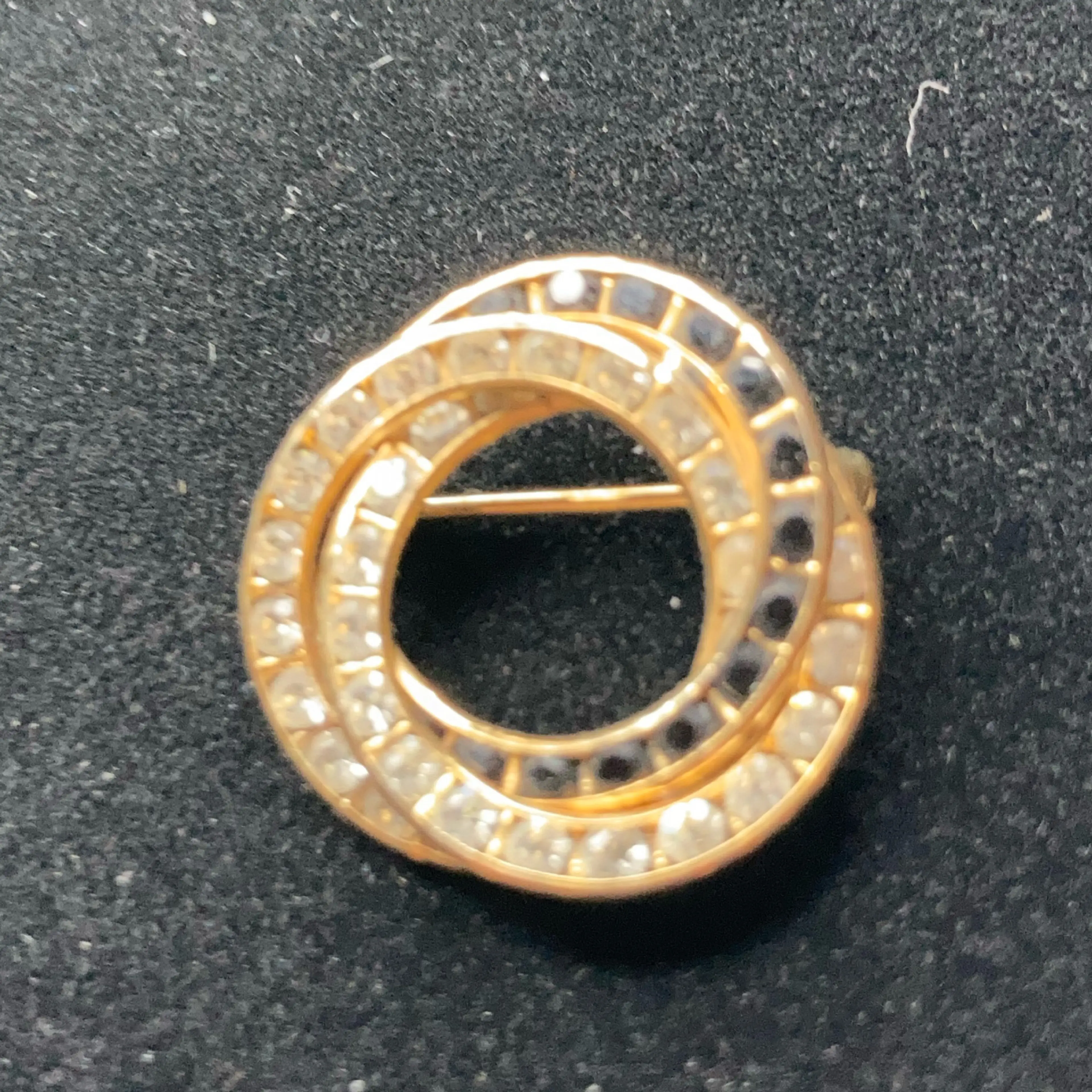 Image 2 of 6