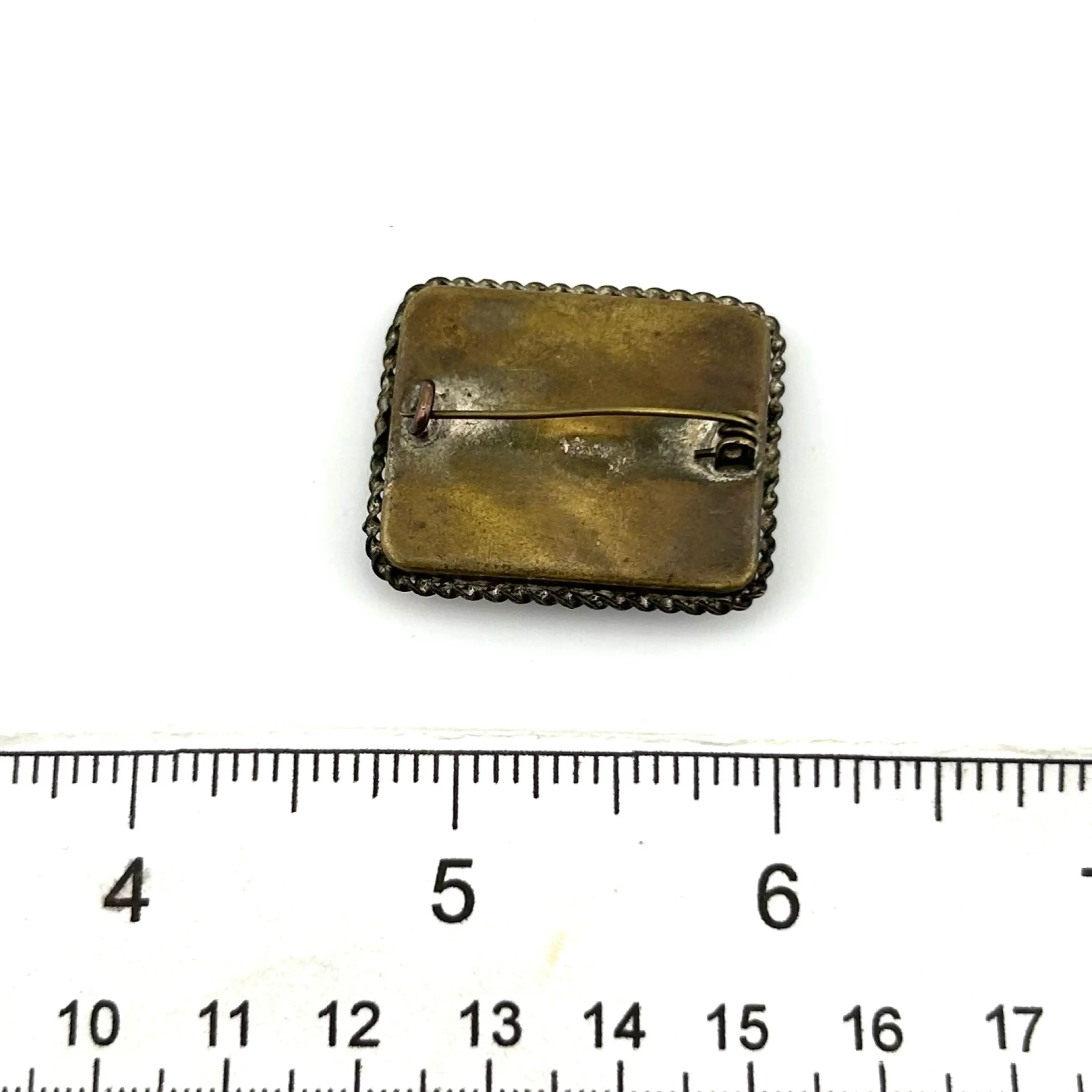 Image 2 of 4