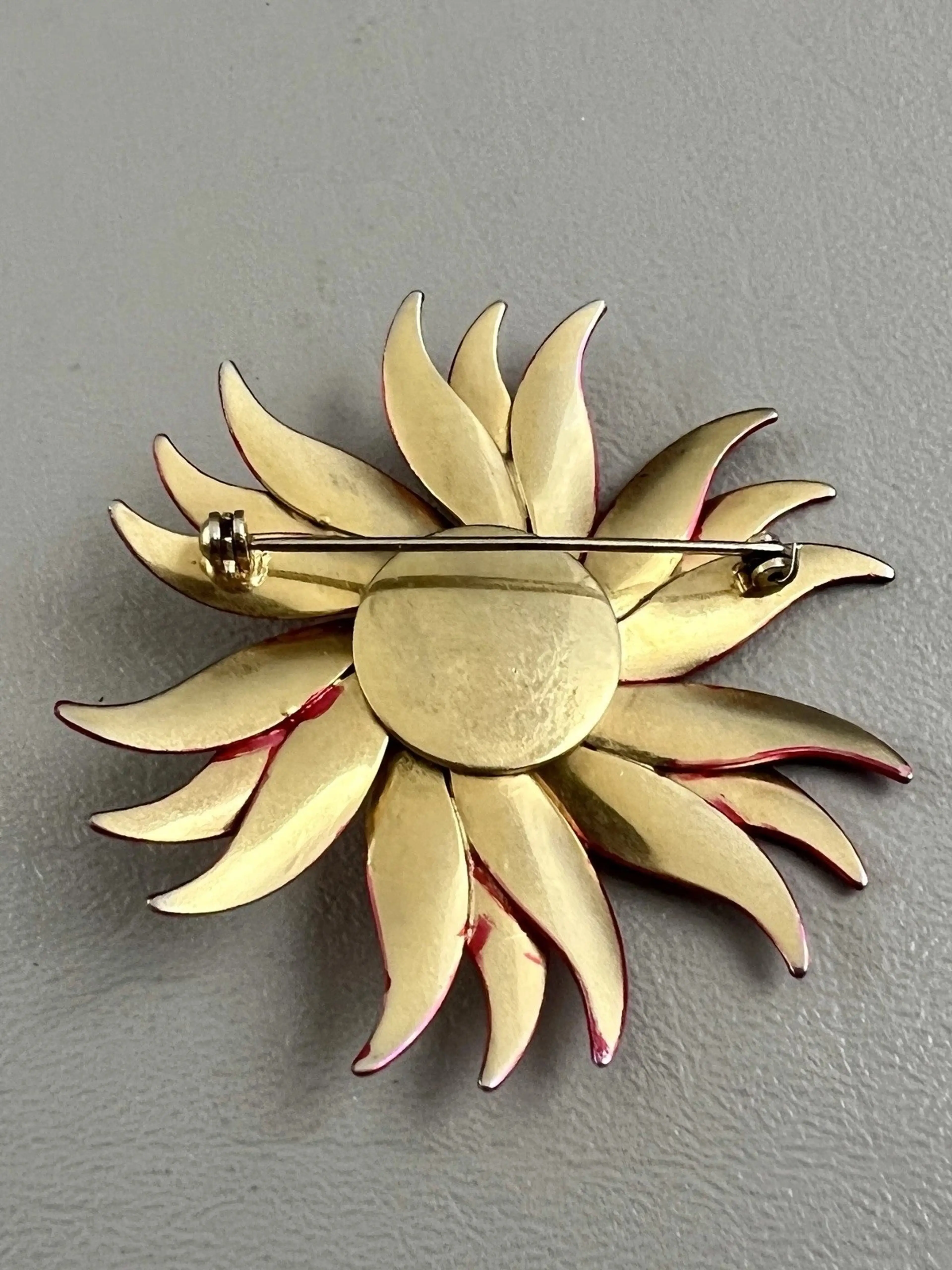 Image 2 of 4
