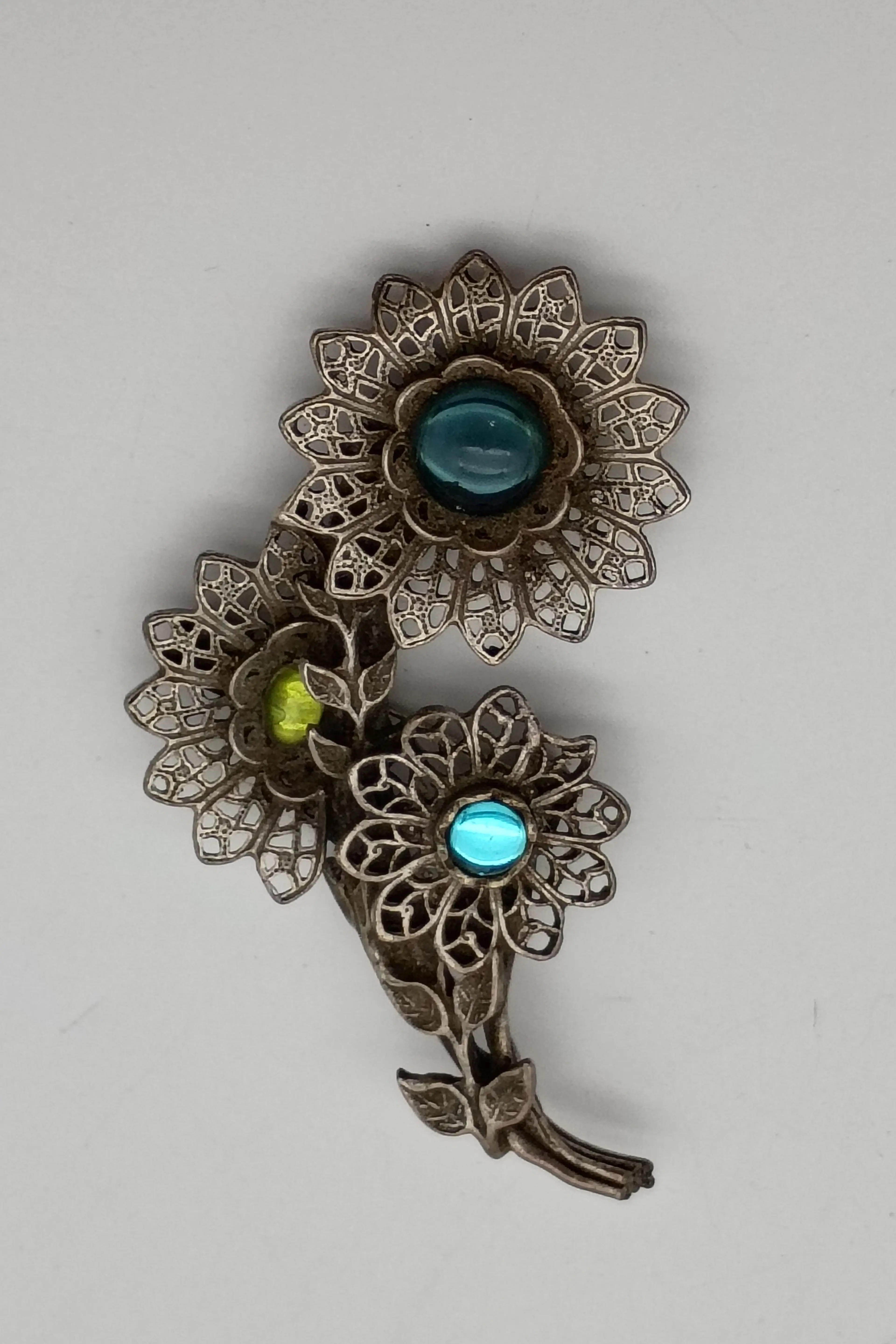 Image 3 of 6