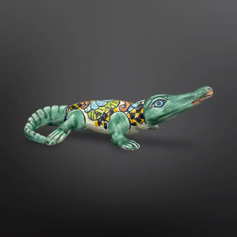 Mexican Talavera Pottery Alligator Figurine Wall Hanging