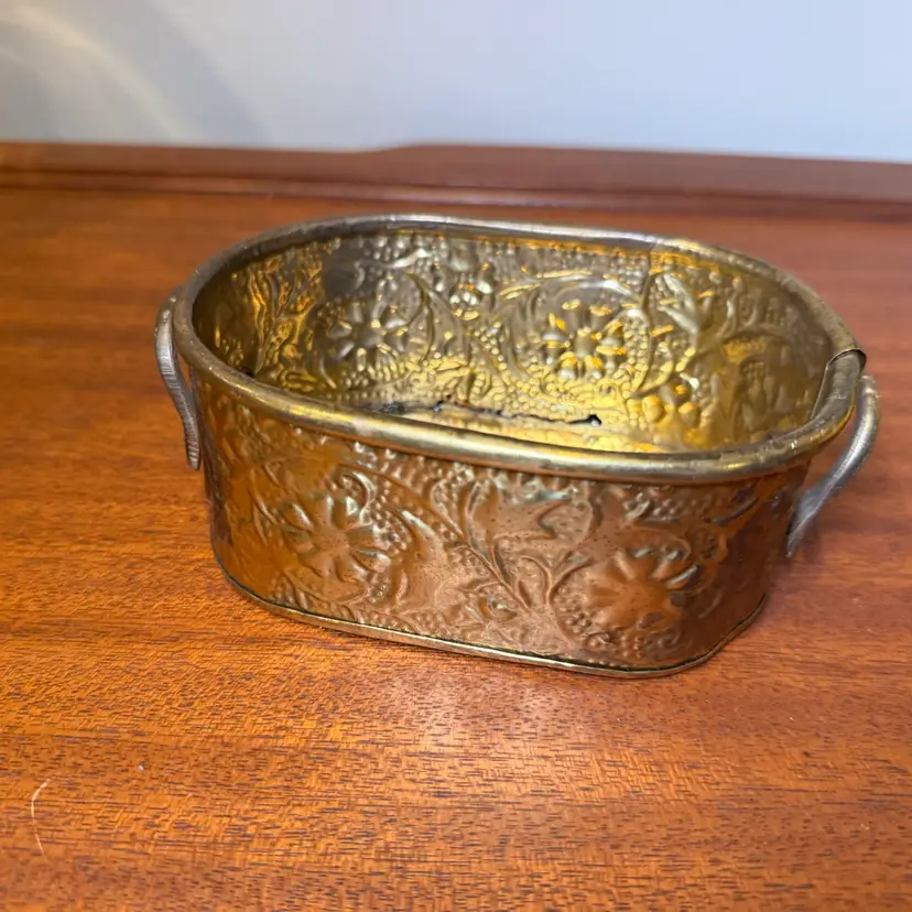 Hosley International Solid Brass Oval Miniature Planter / Cachepot