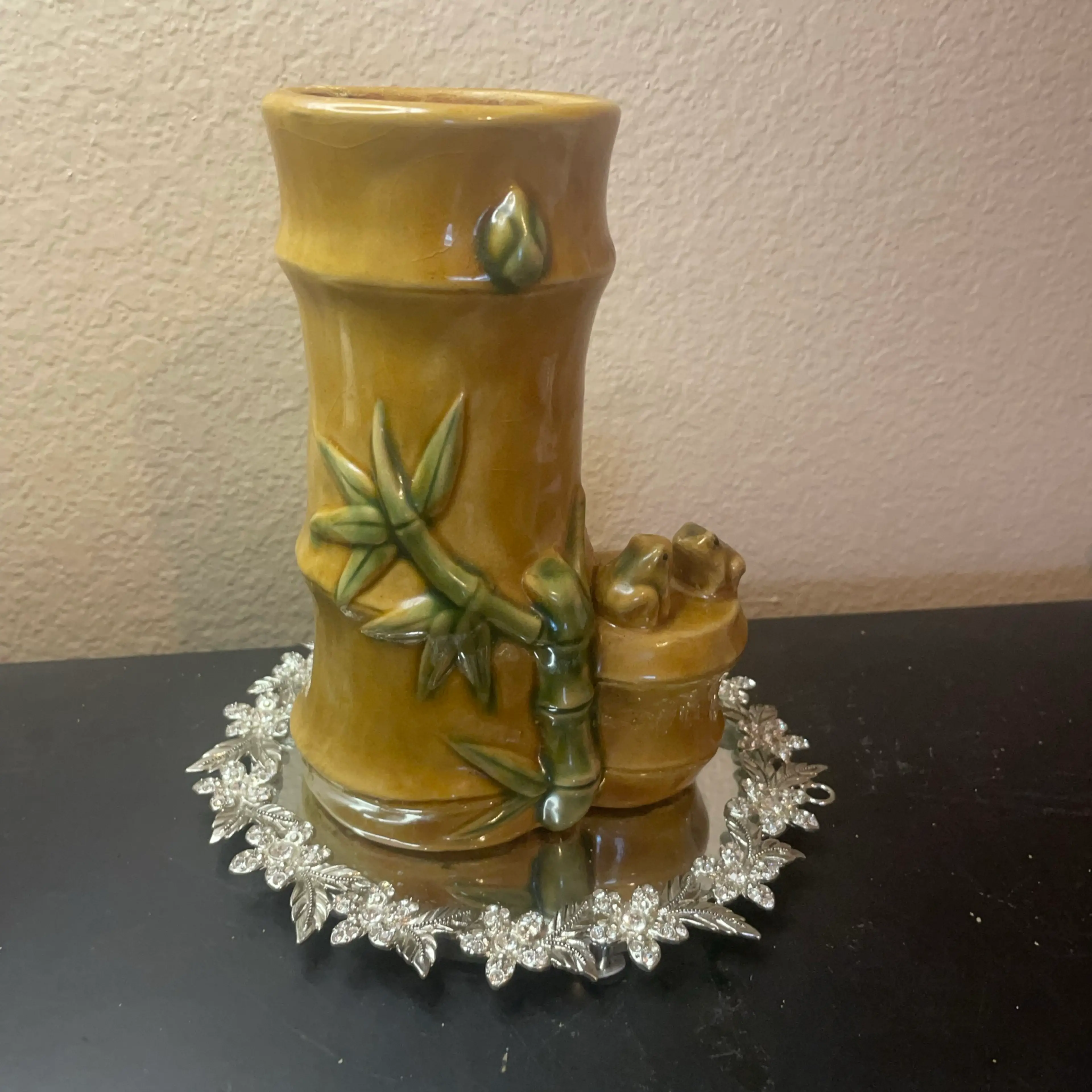 Image 1 of 7