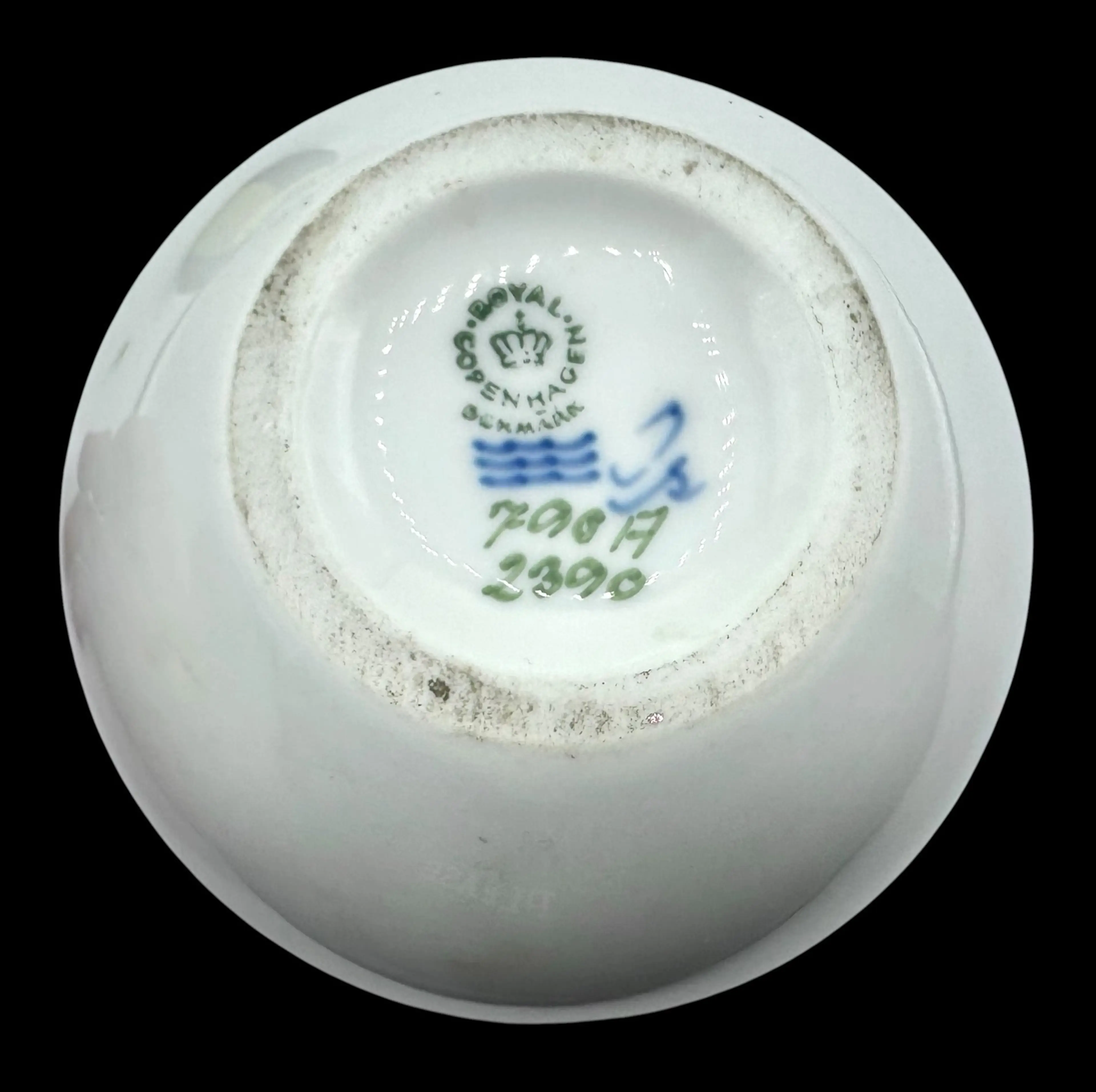 Image 3 of 4