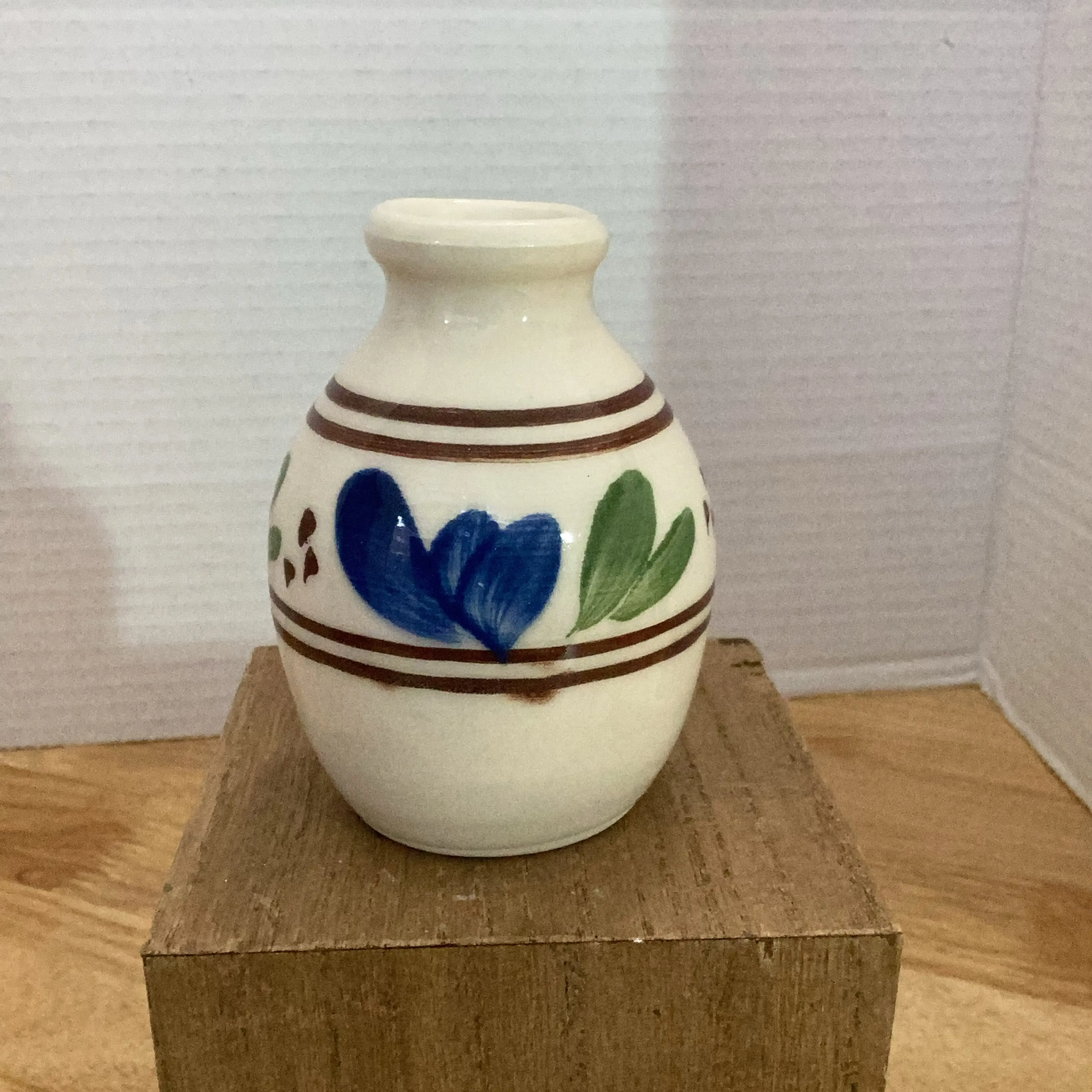 Image 1 of 7