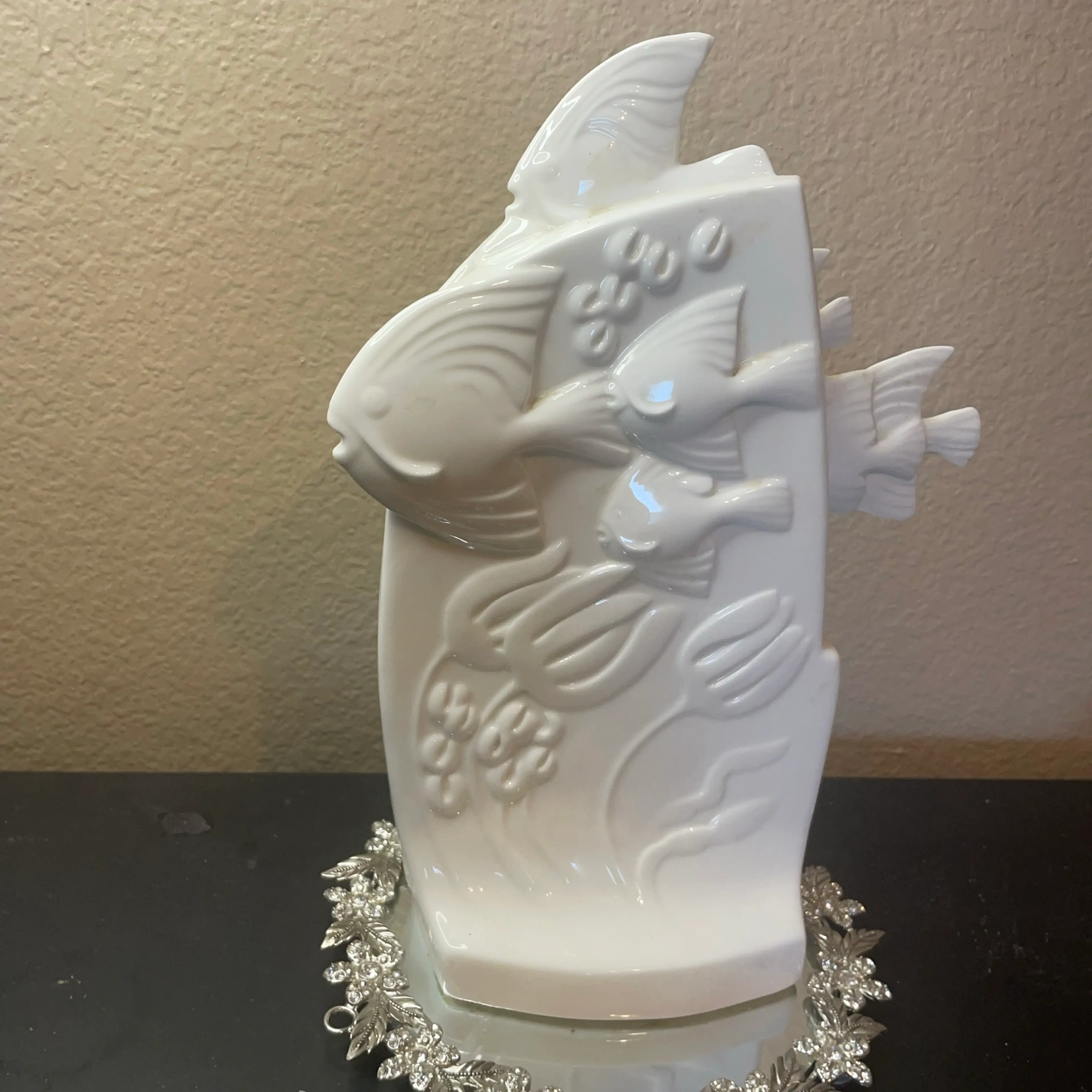 Image 4 of 8