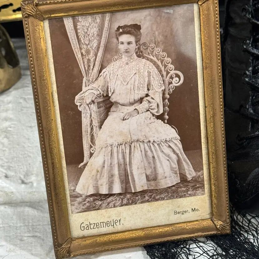 Antique Photo In Vintage Frame - Spooky Gallery Wall