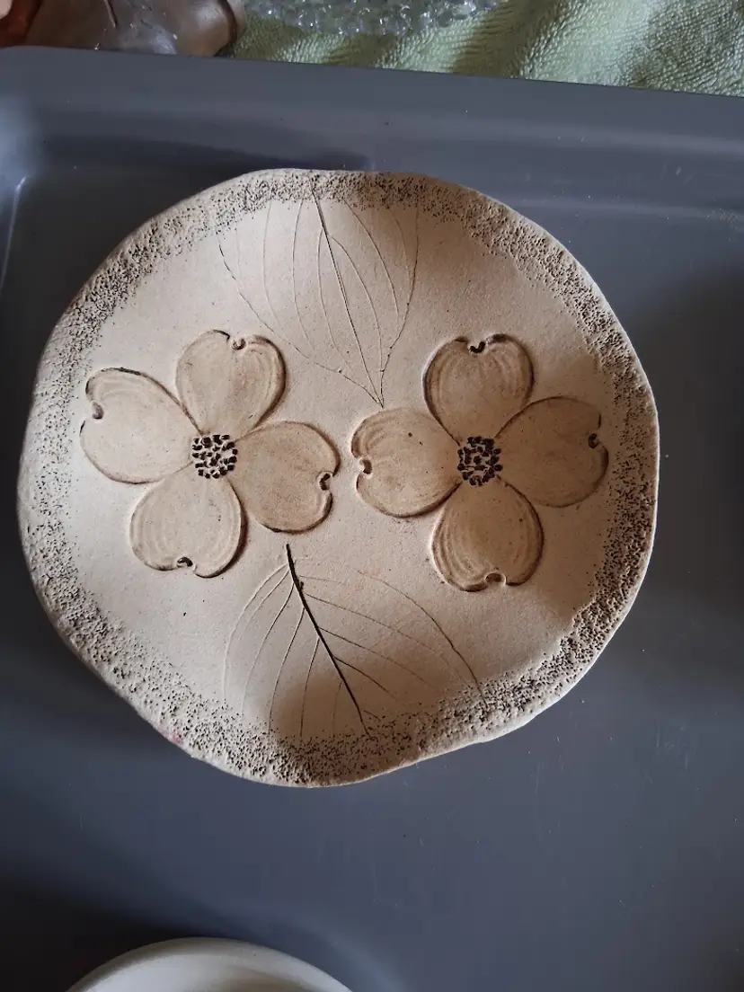Vintage Pug Atlanta Pottery Round Dogwood Flowers 6" Dish