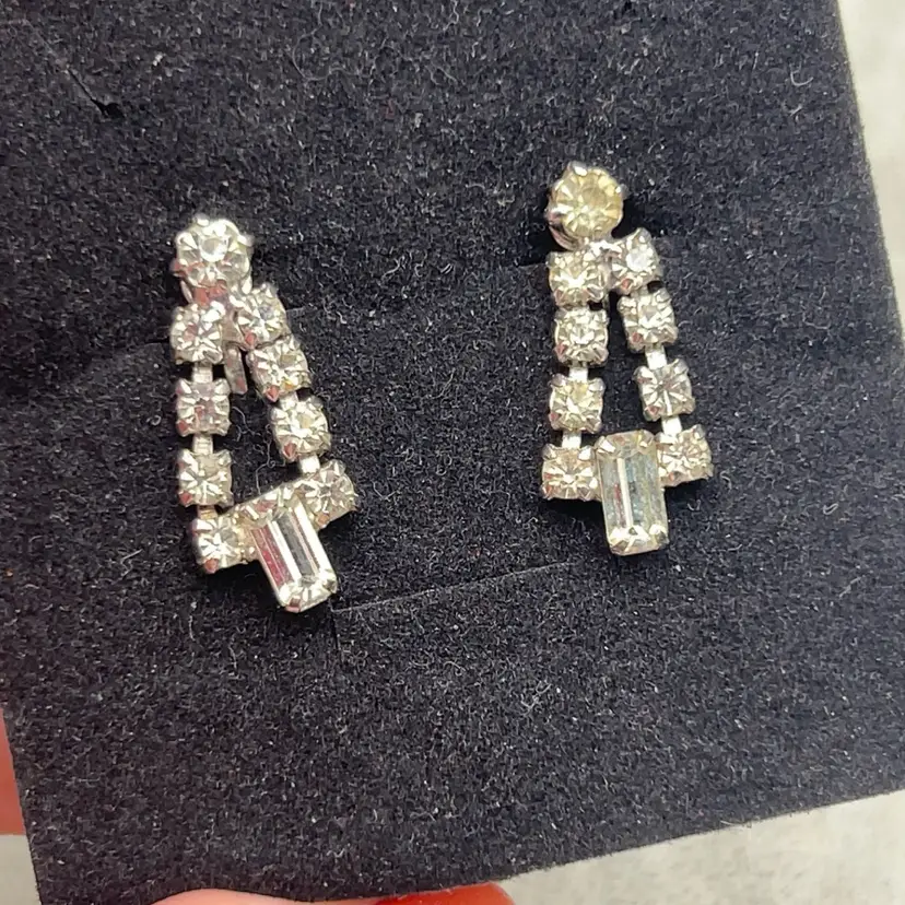 Vintage Clear Rhinestone Dangle Screw Back Earrings Art Deco Style Silver Tone