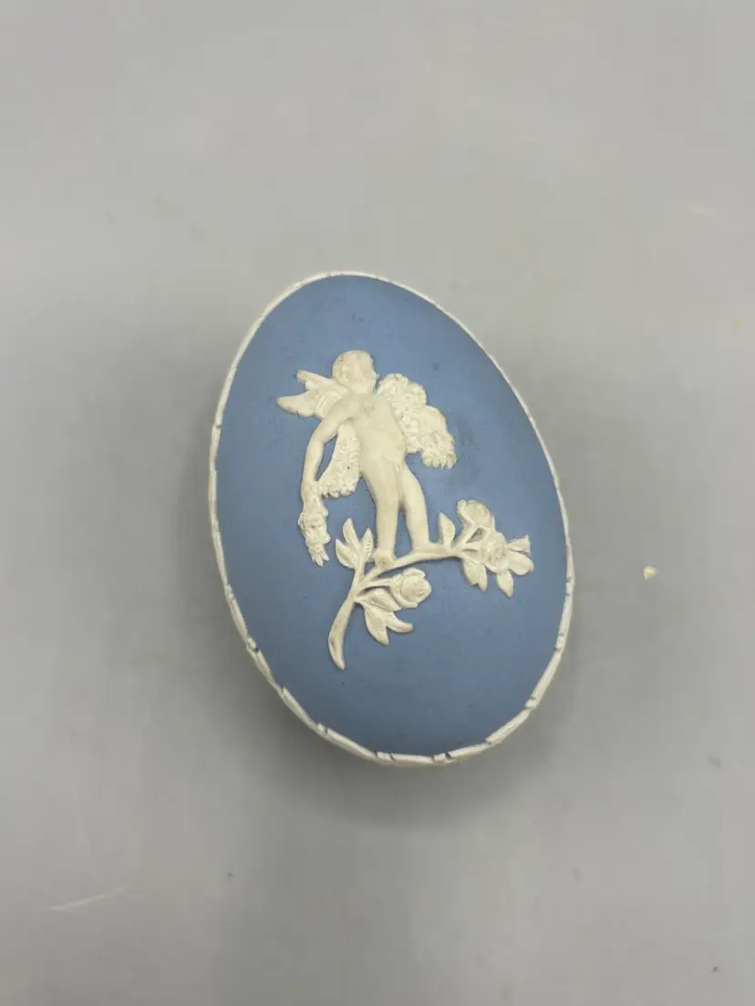 Vintage Wedgewood Jasperware egg