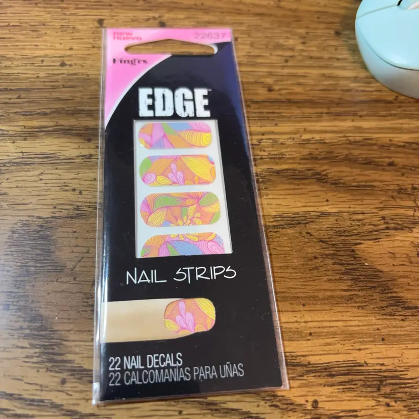 Msrp Eight Dollars Edge Nail Strips 22 Nail Decals New Nuevo22637