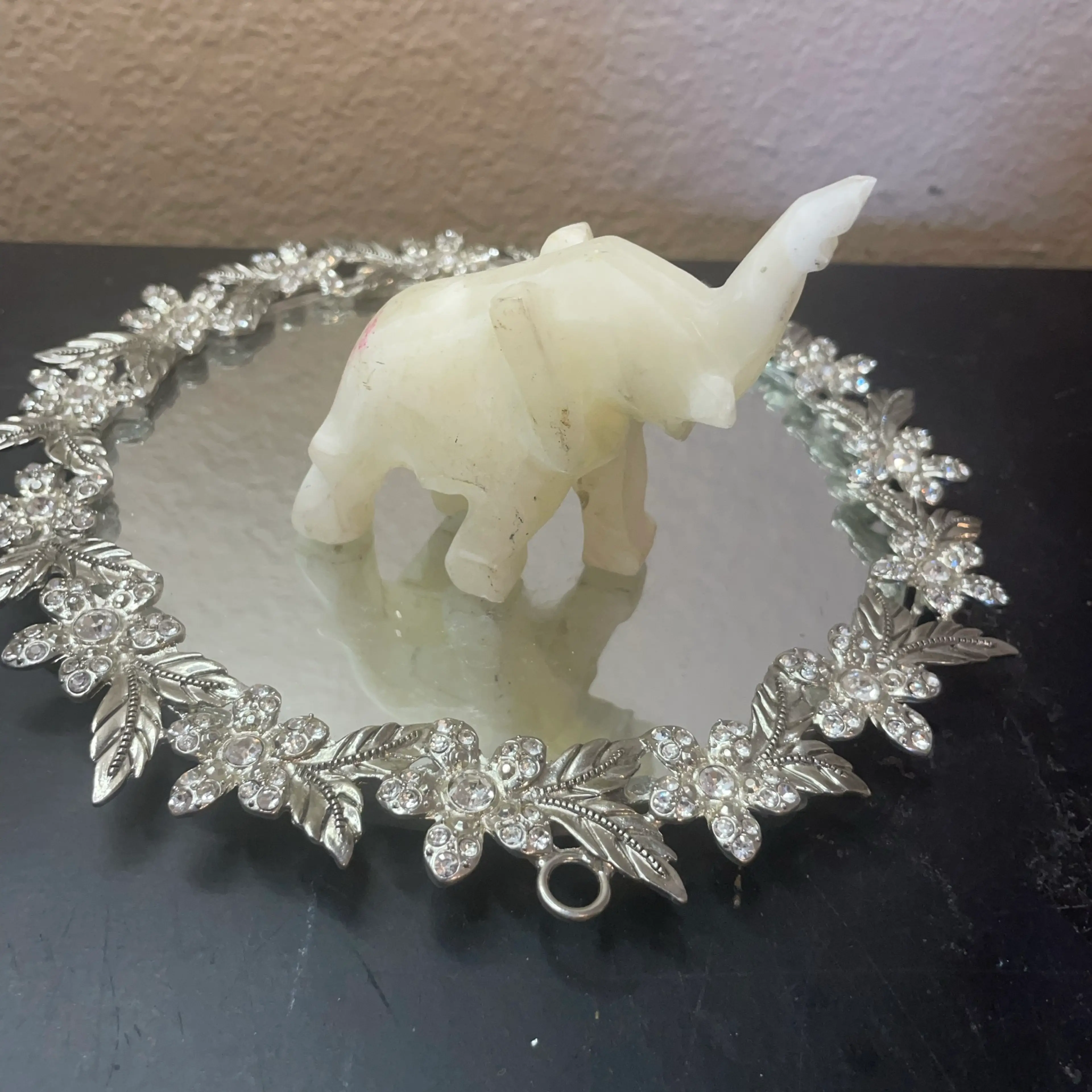 Image 3 of 4