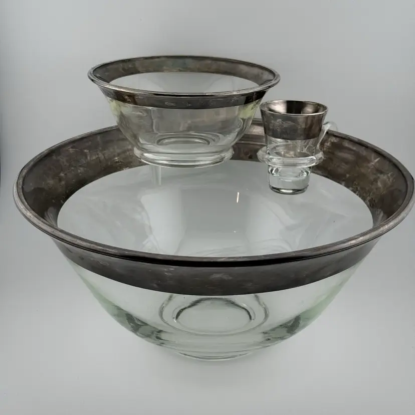 Dorothy Thorpe Silver Band Chip & Dip Bowl Complete Set with Lucite Holder and Toothpick Holder MCM