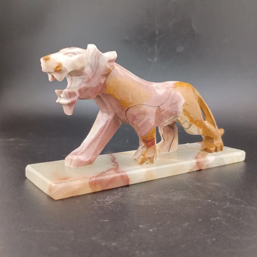 Carved onyx lion