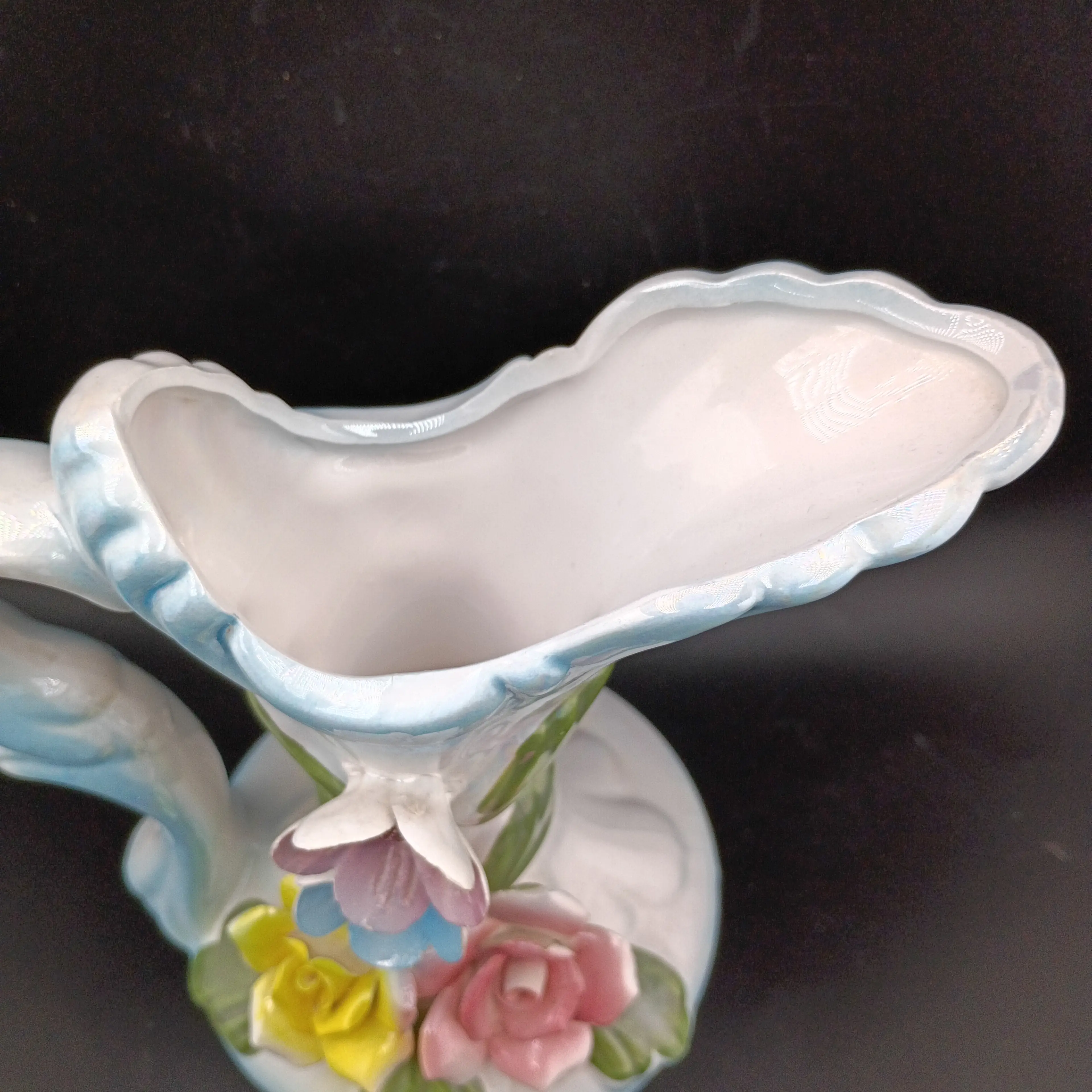 Image 4 of 6